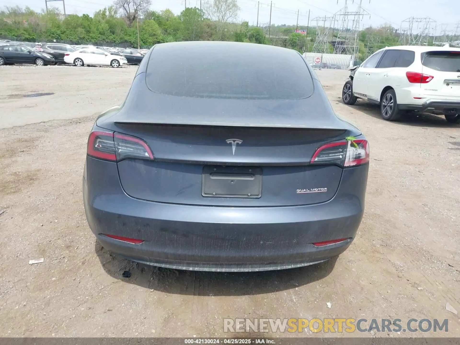 17 Фотография поврежденного автомобиля 5YJ3E1EC6PF383560 TESLA MODEL 3 2023
