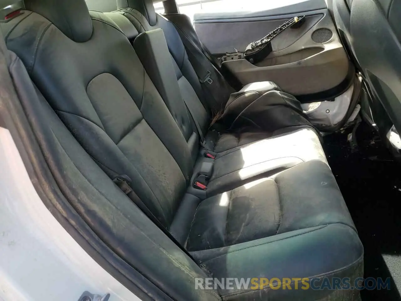11 Фотография поврежденного автомобиля 5YJ3E1EC6PF627644 TESLA MODEL 3 2023