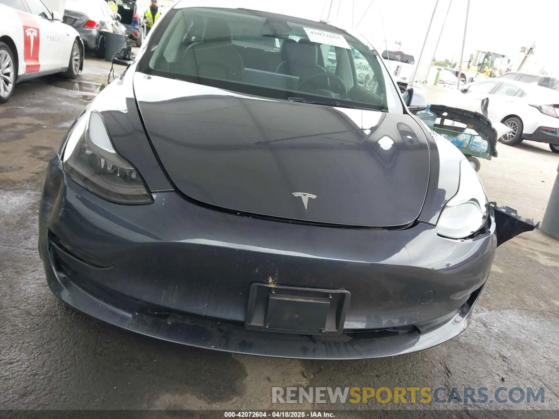 12 Фотография поврежденного автомобиля 5YJ3E1EC7PF382773 TESLA MODEL 3 2023