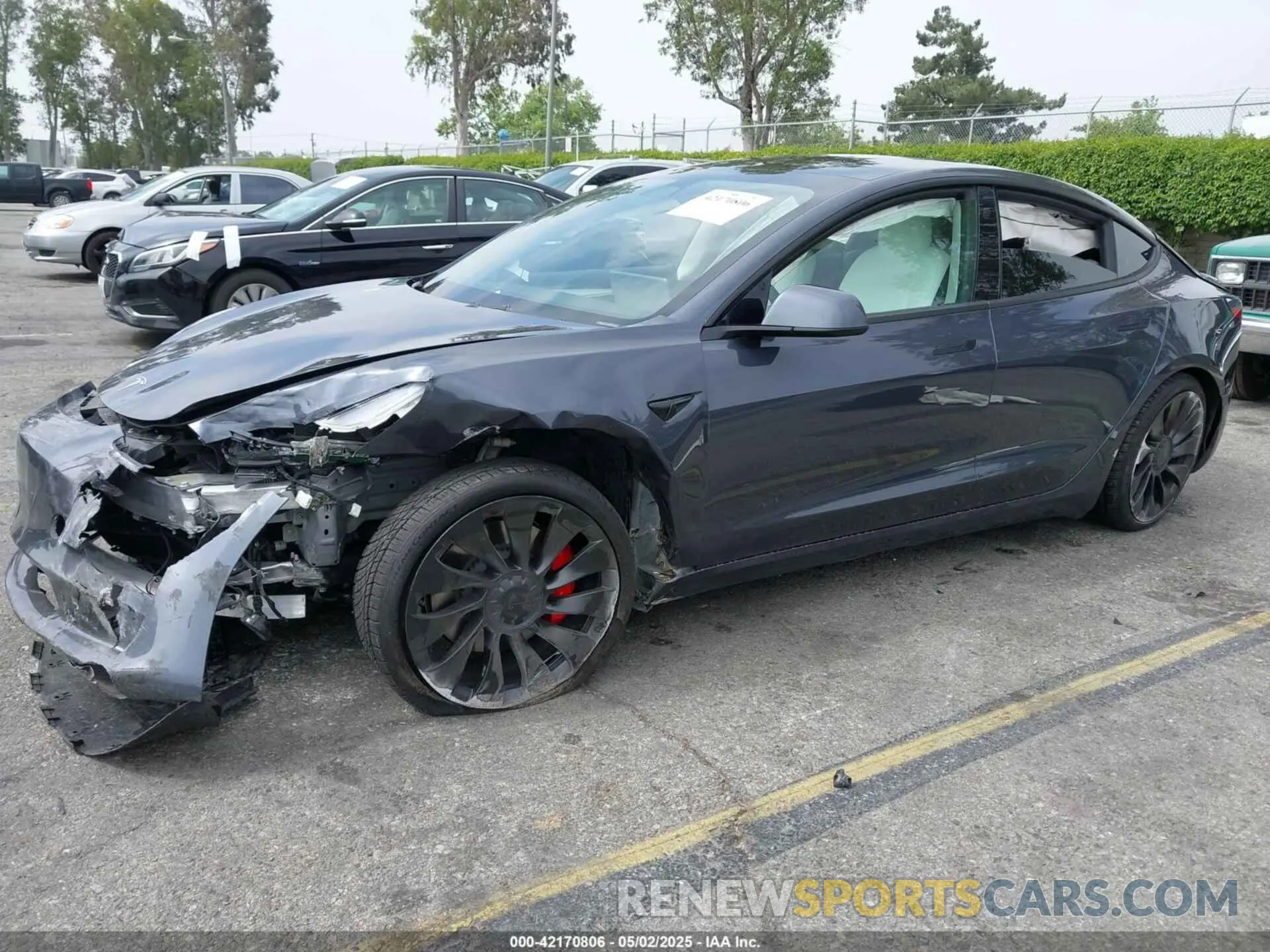 2 Фотография поврежденного автомобиля 5YJ3E1EC7PF420907 TESLA MODEL 3 2023
