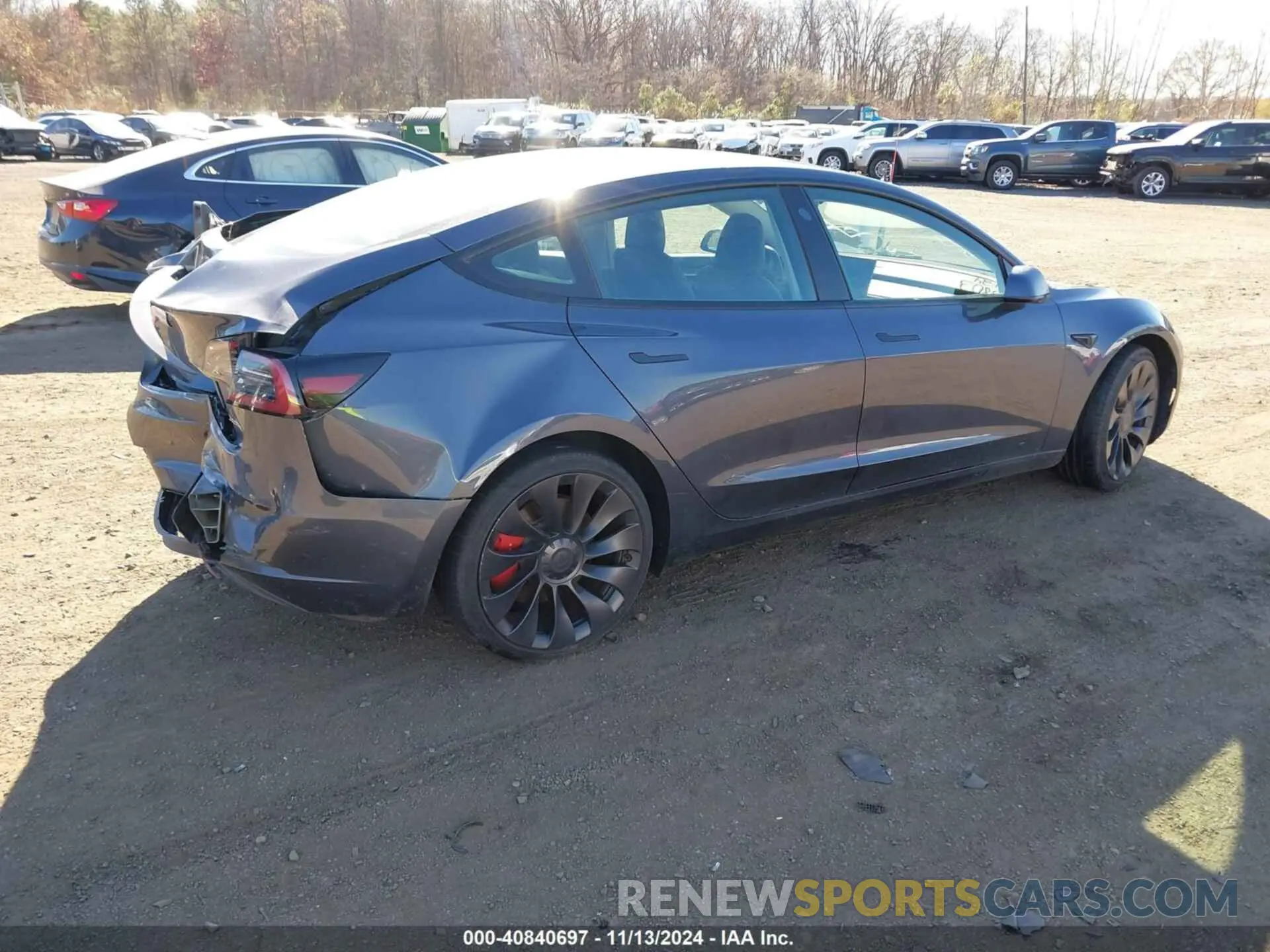 4 Фотография поврежденного автомобиля 5YJ3E1EC7PF561587 TESLA MODEL 3 2023