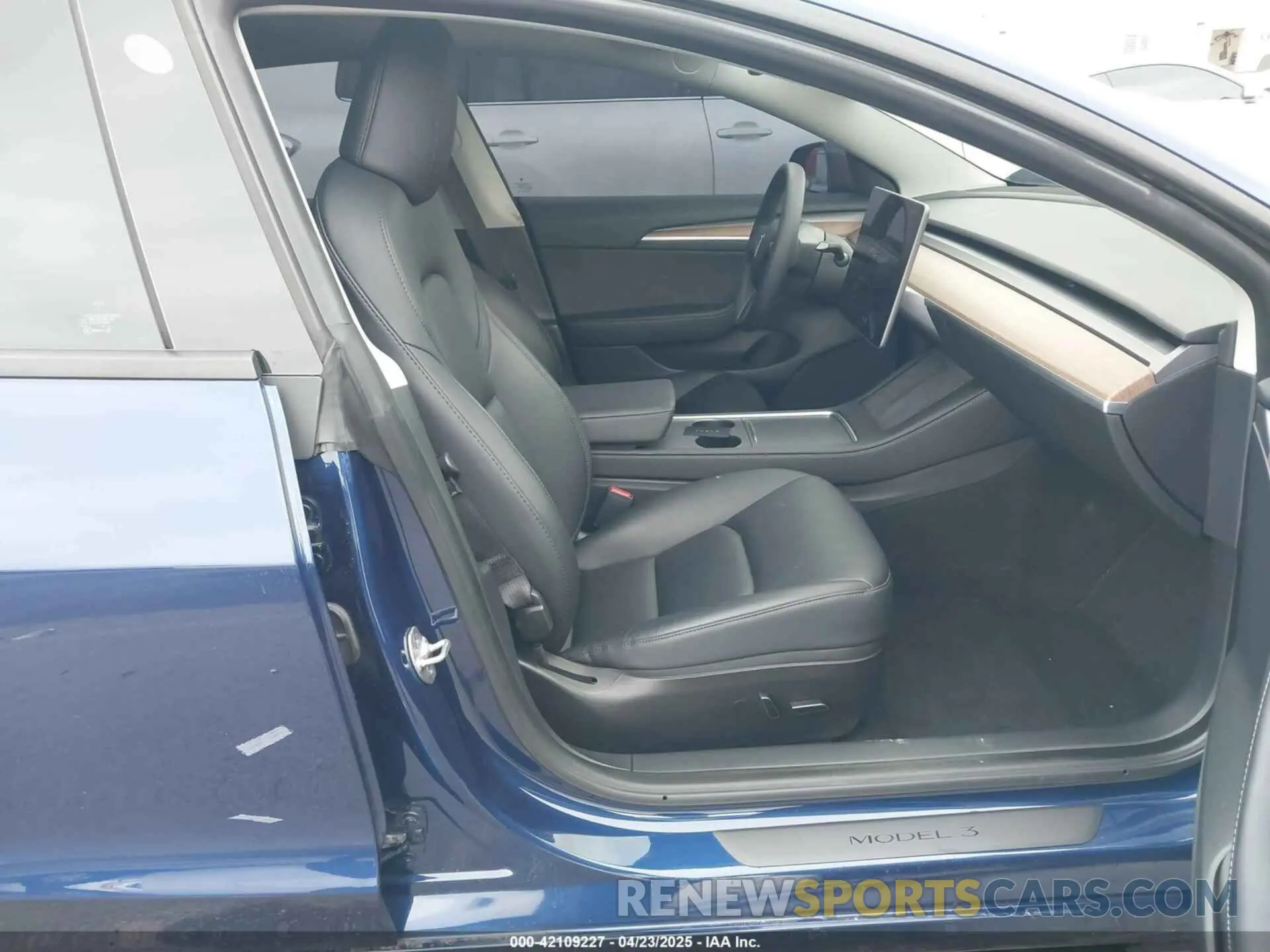 5 Фотография поврежденного автомобиля 5YJ3E1EC7PF625885 TESLA MODEL 3 2023