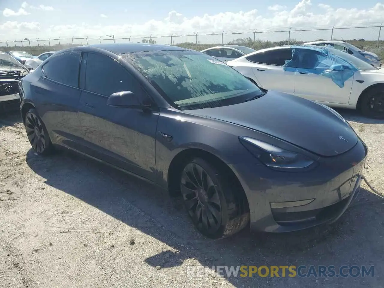 4 Фотография поврежденного автомобиля 5YJ3E1EC7PF701413 TESLA MODEL 3 2023