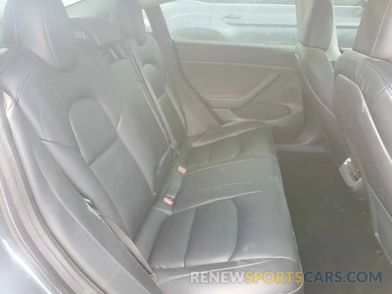 10 Photograph of a damaged car 5YJ3E1EC8PF428952 TESLA MODEL 3 2023