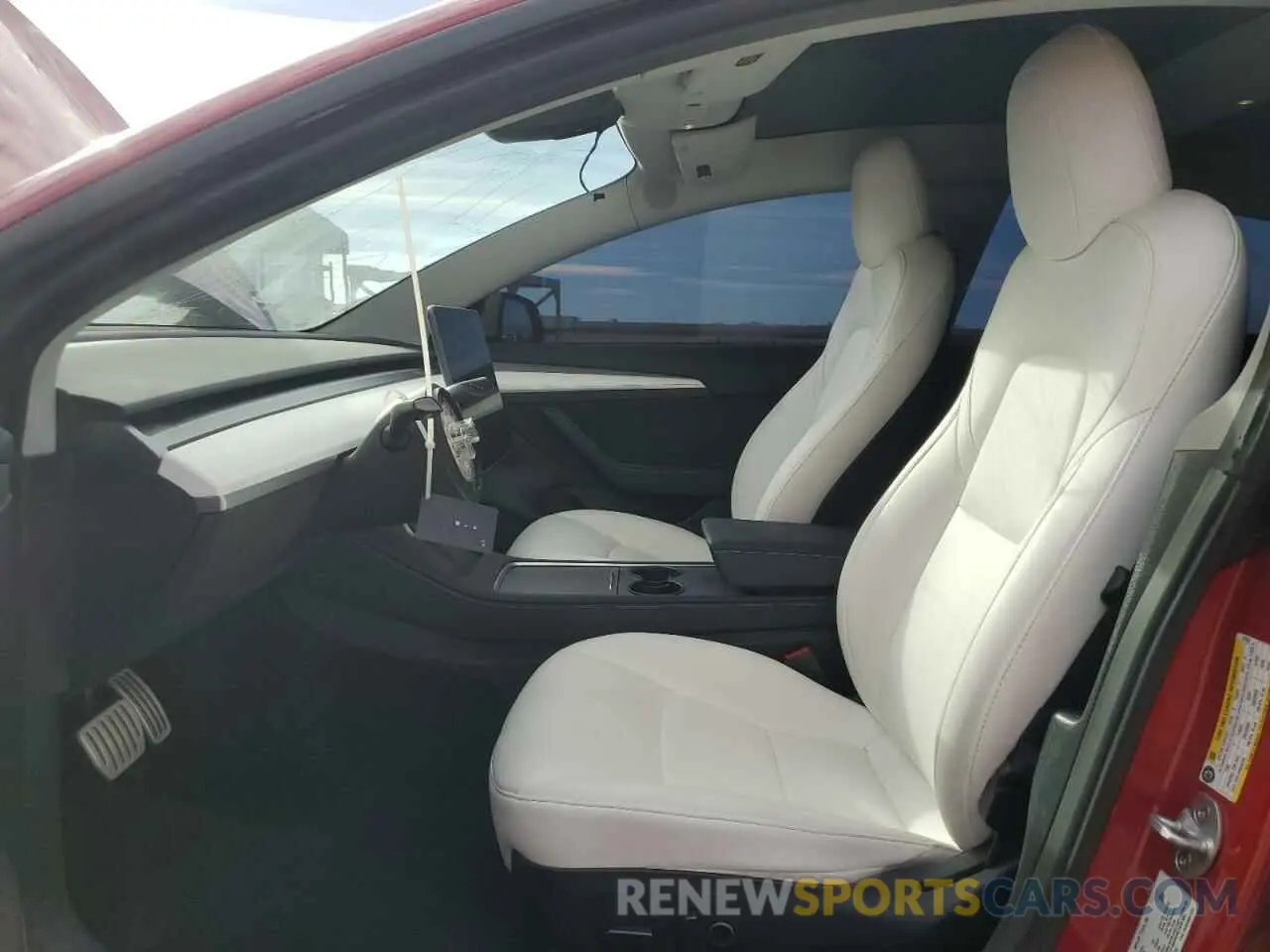 7 Photograph of a damaged car 5YJ3E1EC8PF472031 TESLA MODEL 3 2023