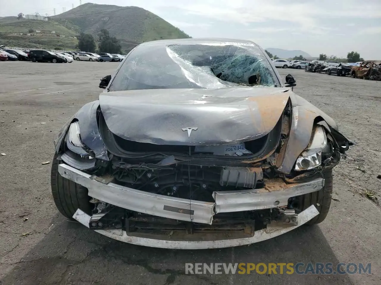 5 Photograph of a damaged car 5YJ3E1EC9PF561428 TESLA MODEL 3 2023