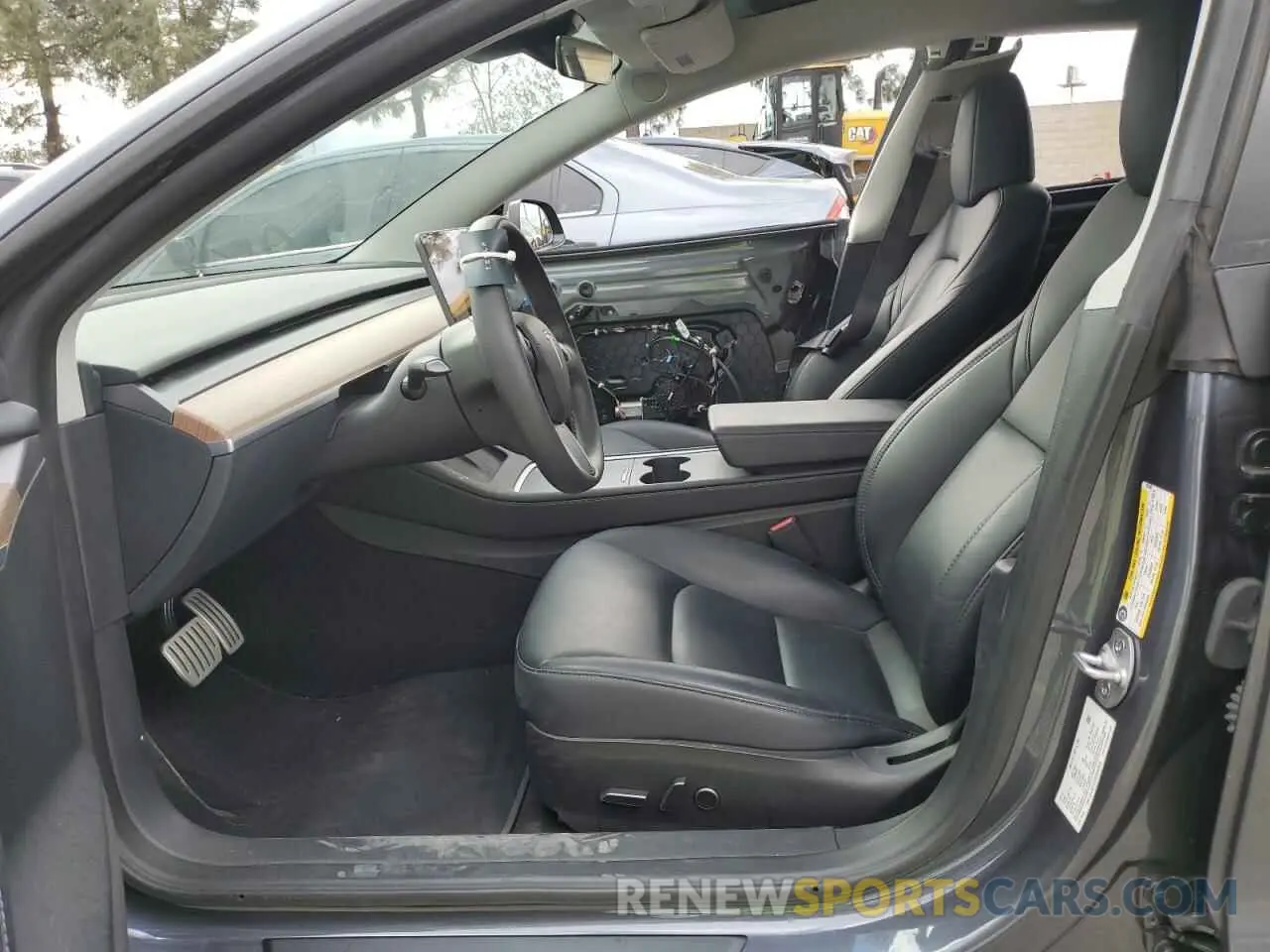 7 Photograph of a damaged car 5YJ3E1EC9PF633549 TESLA MODEL 3 2023