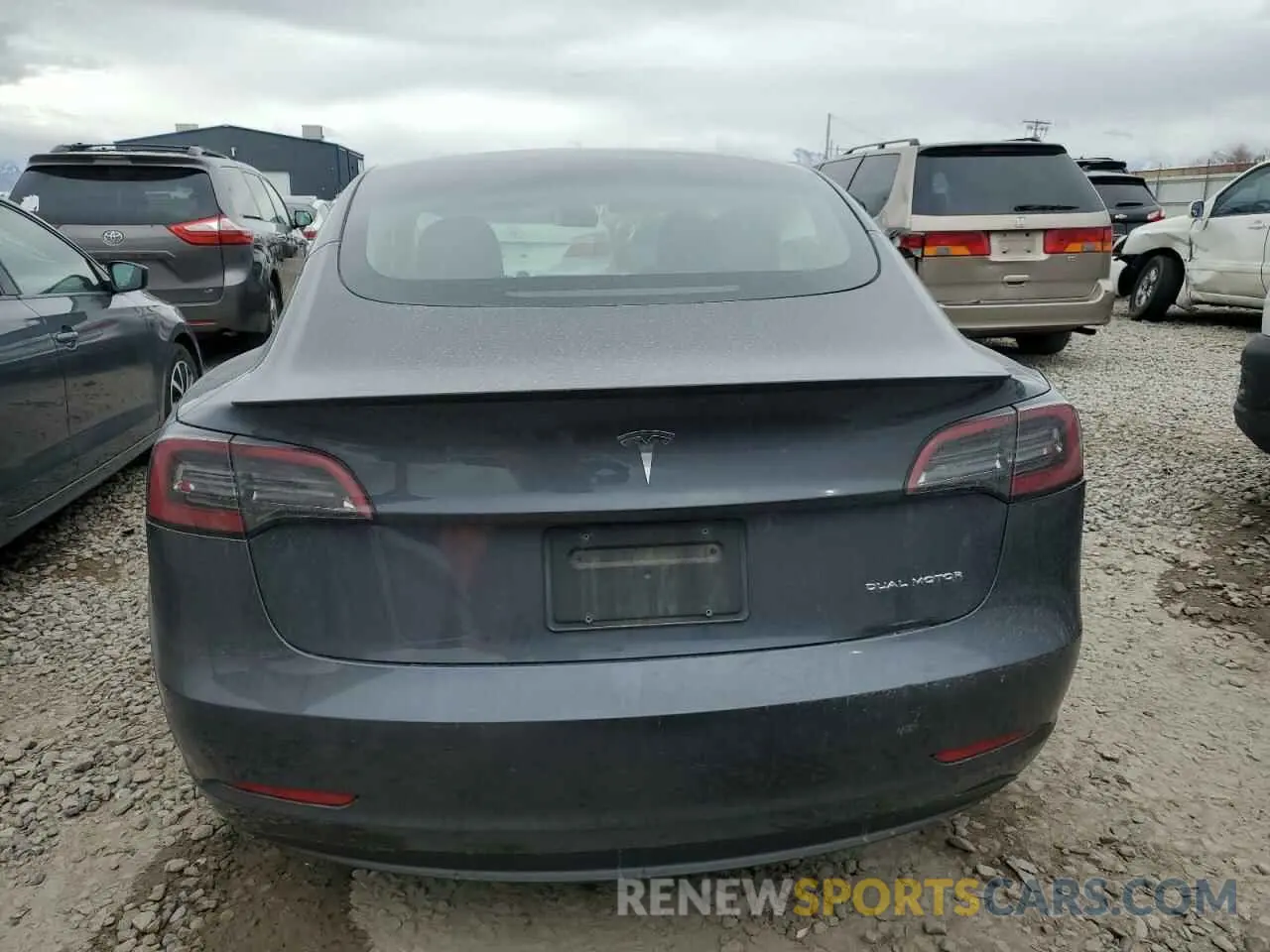 6 Фотография поврежденного автомобиля 5YJ3E1EC9PF673517 TESLA MODEL 3 2023