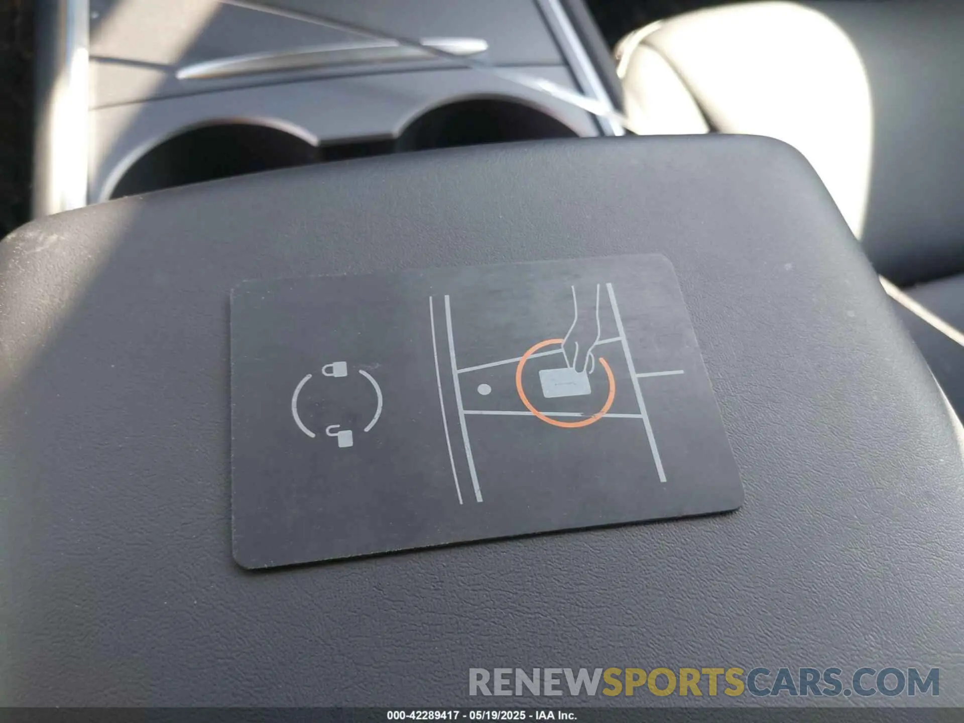 11 Photograph of a damaged car 5YJ3E1ECXPF482320 TESLA MODEL 3 2023
