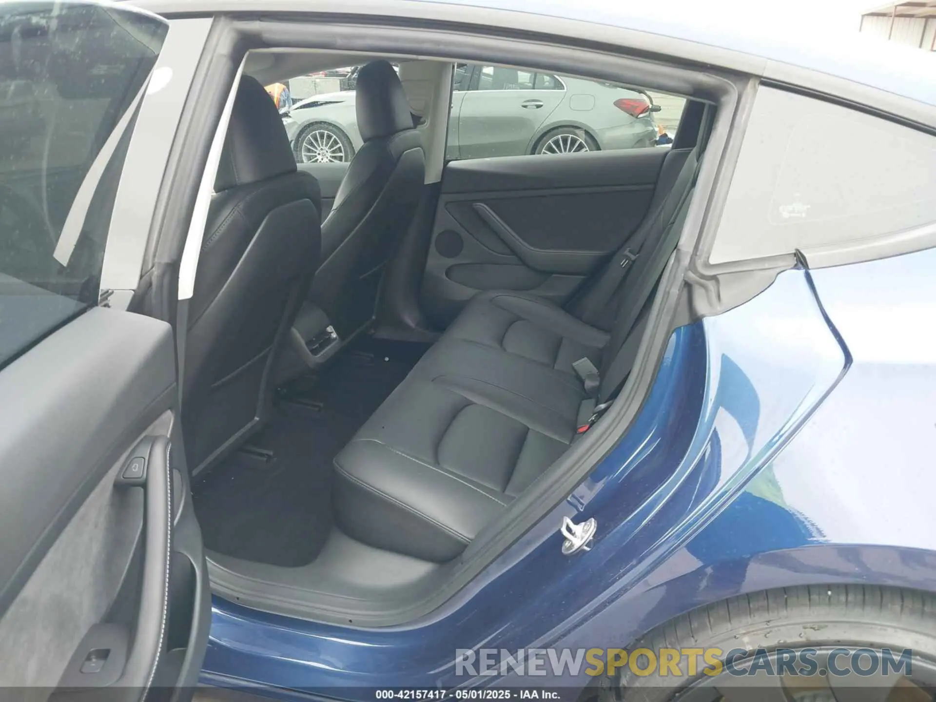 8 Photograph of a damaged car 5YJ3E1ECXPF551538 TESLA MODEL 3 2023