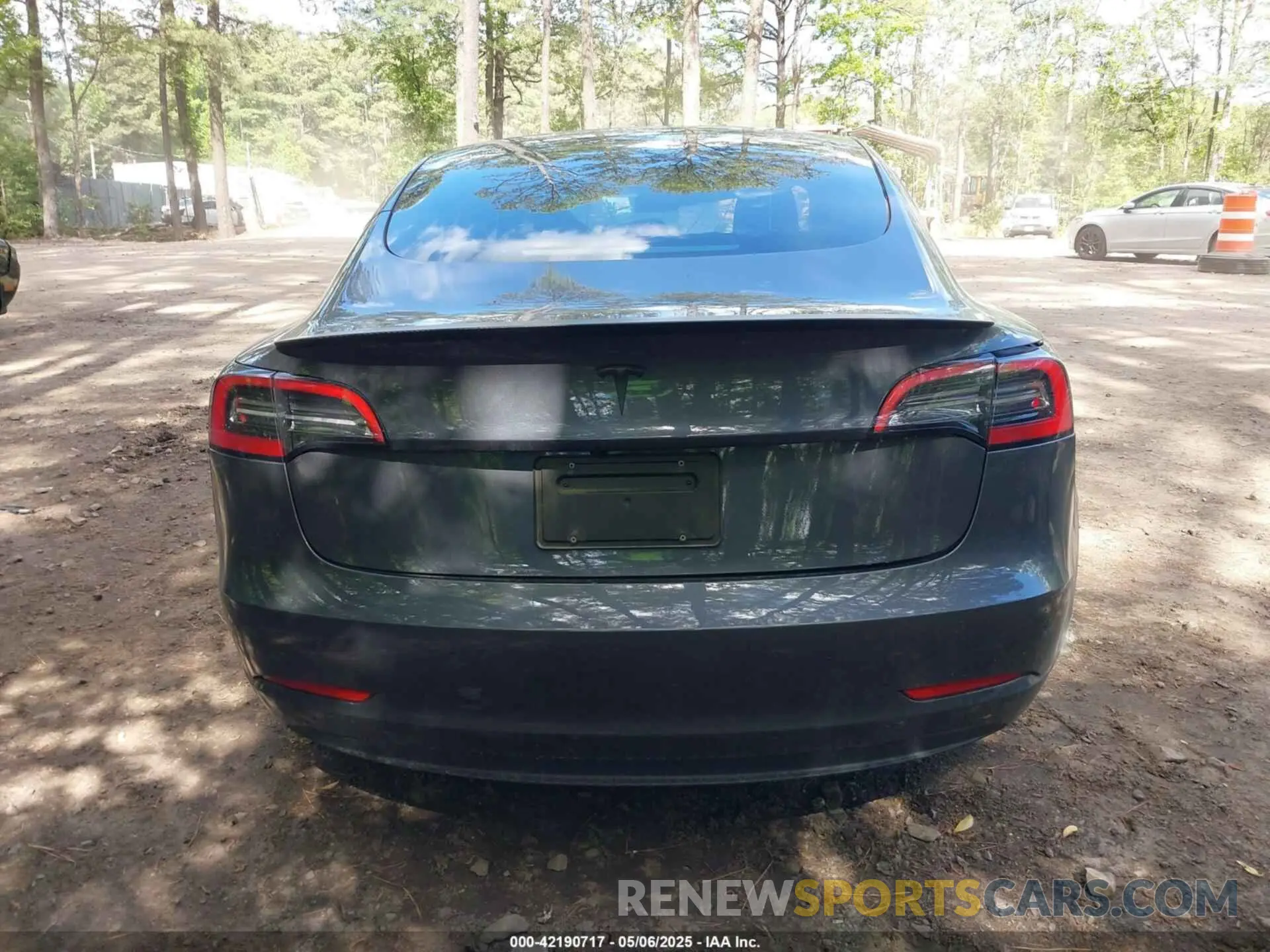 15 Photograph of a damaged car 5YJ3E1ECXPF578450 TESLA MODEL 3 2023
