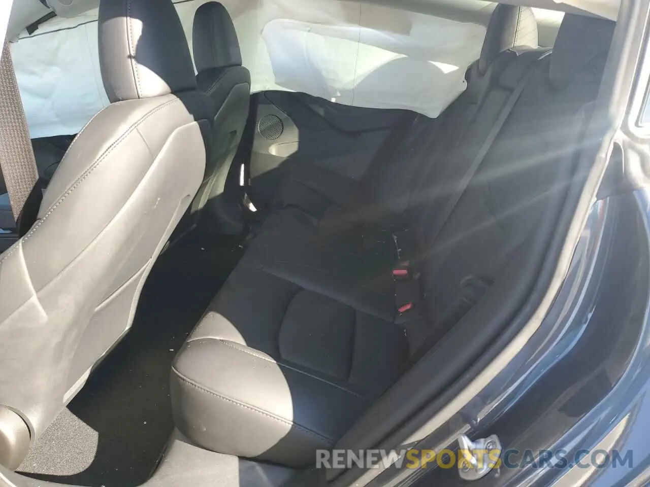 10 Photograph of a damaged car 5YJ3E1ECXPF618655 TESLA MODEL 3 2023