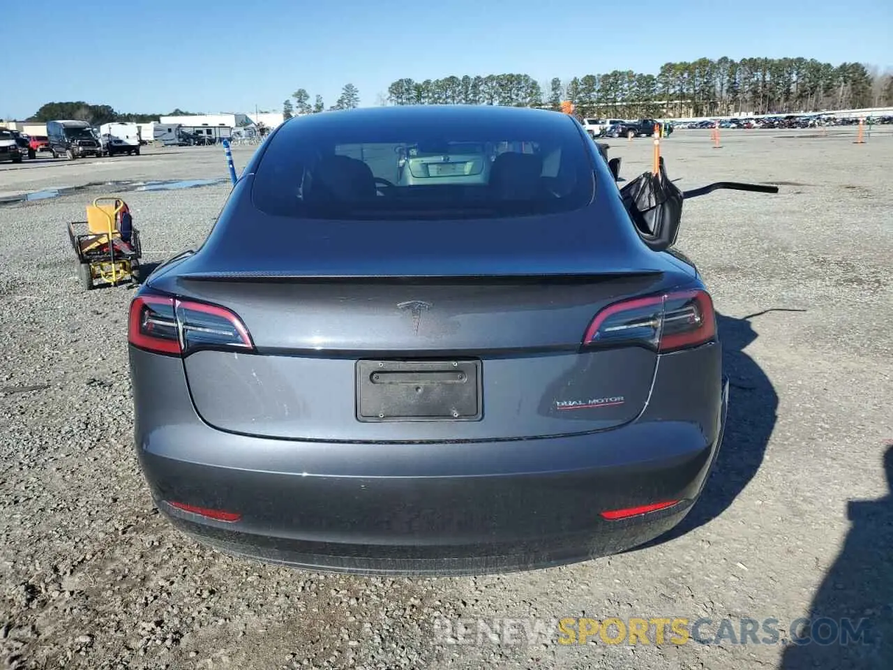 6 Photograph of a damaged car 5YJ3E1ECXPF618655 TESLA MODEL 3 2023