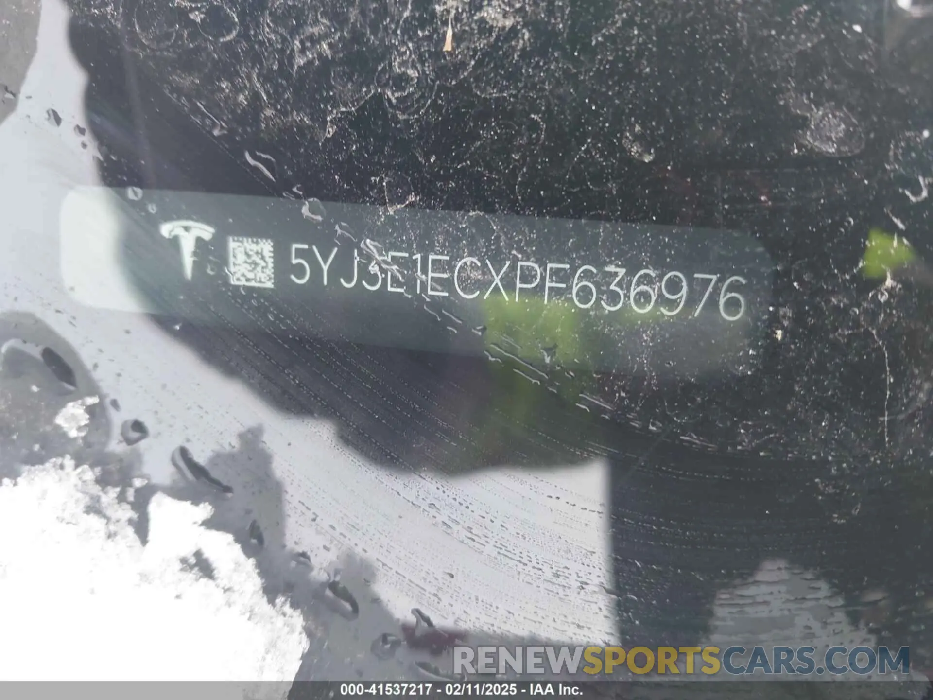 9 Photograph of a damaged car 5YJ3E1ECXPF636976 TESLA MODEL 3 2023