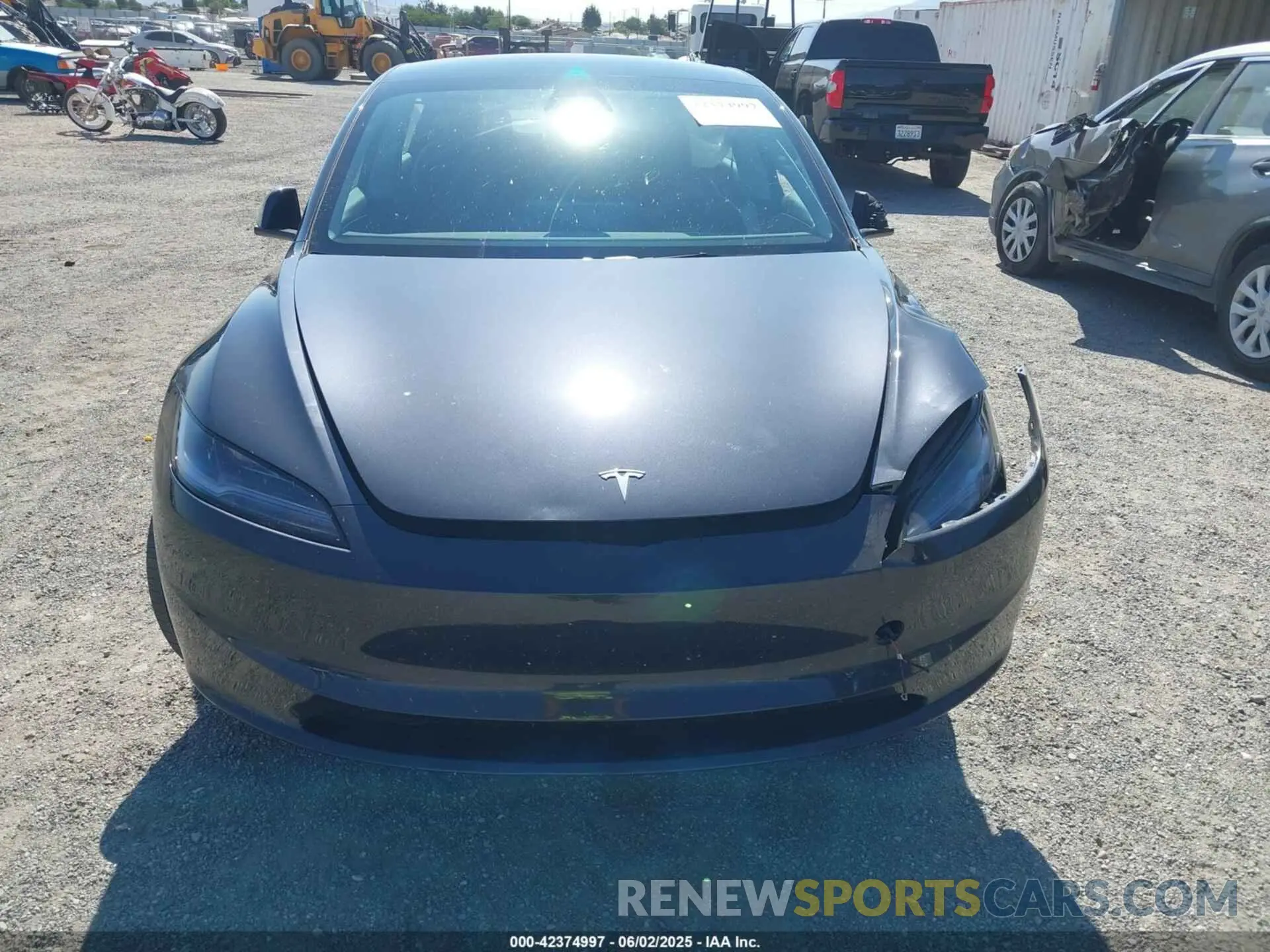 11 Фотография поврежденного автомобиля 5YJ3E1EA0RF721469 TESLA MODEL 3 2024