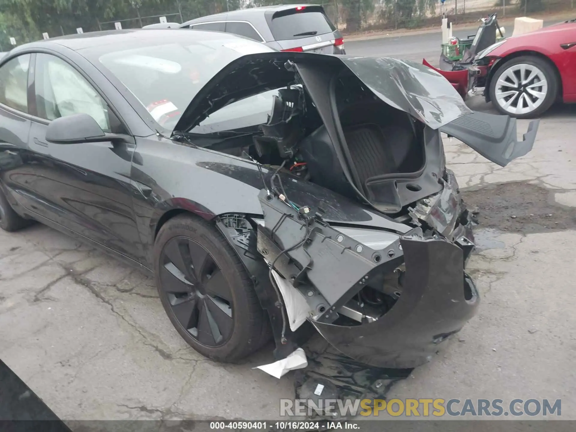 19 Photograph of a damaged car 5YJ3E1EA0RF744072 TESLA MODEL 3 2024