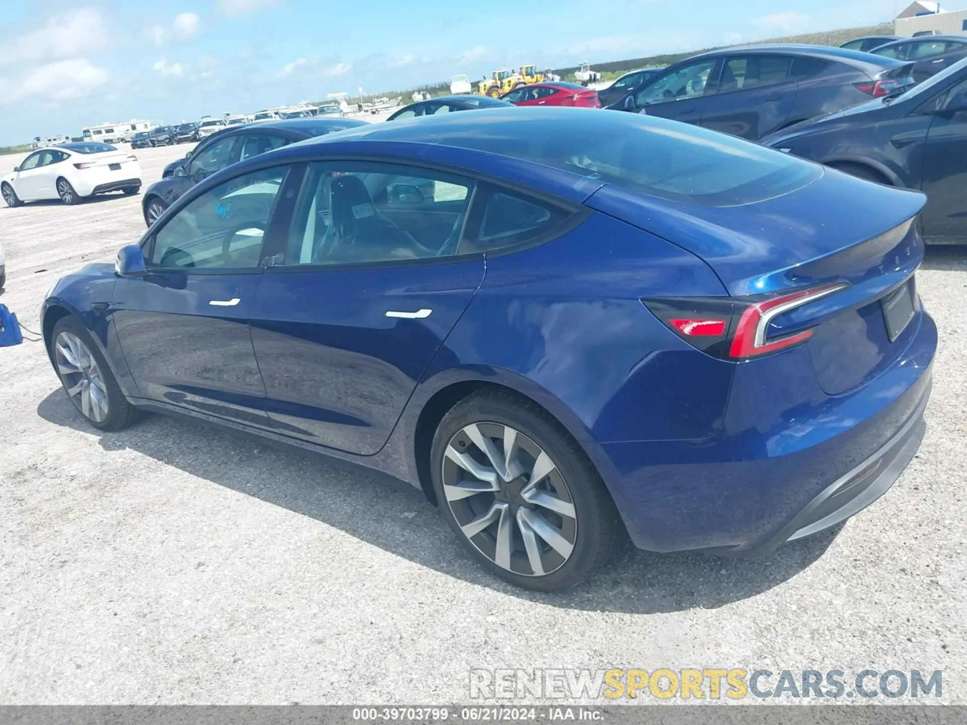3 Фотография поврежденного автомобиля 5YJ3E1EA0RF749448 TESLA MODEL 3 2024