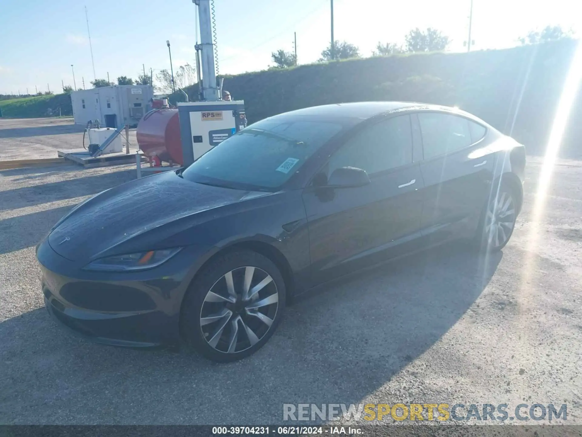 2 Фотография поврежденного автомобиля 5YJ3E1EA0RF752107 TESLA MODEL 3 2024