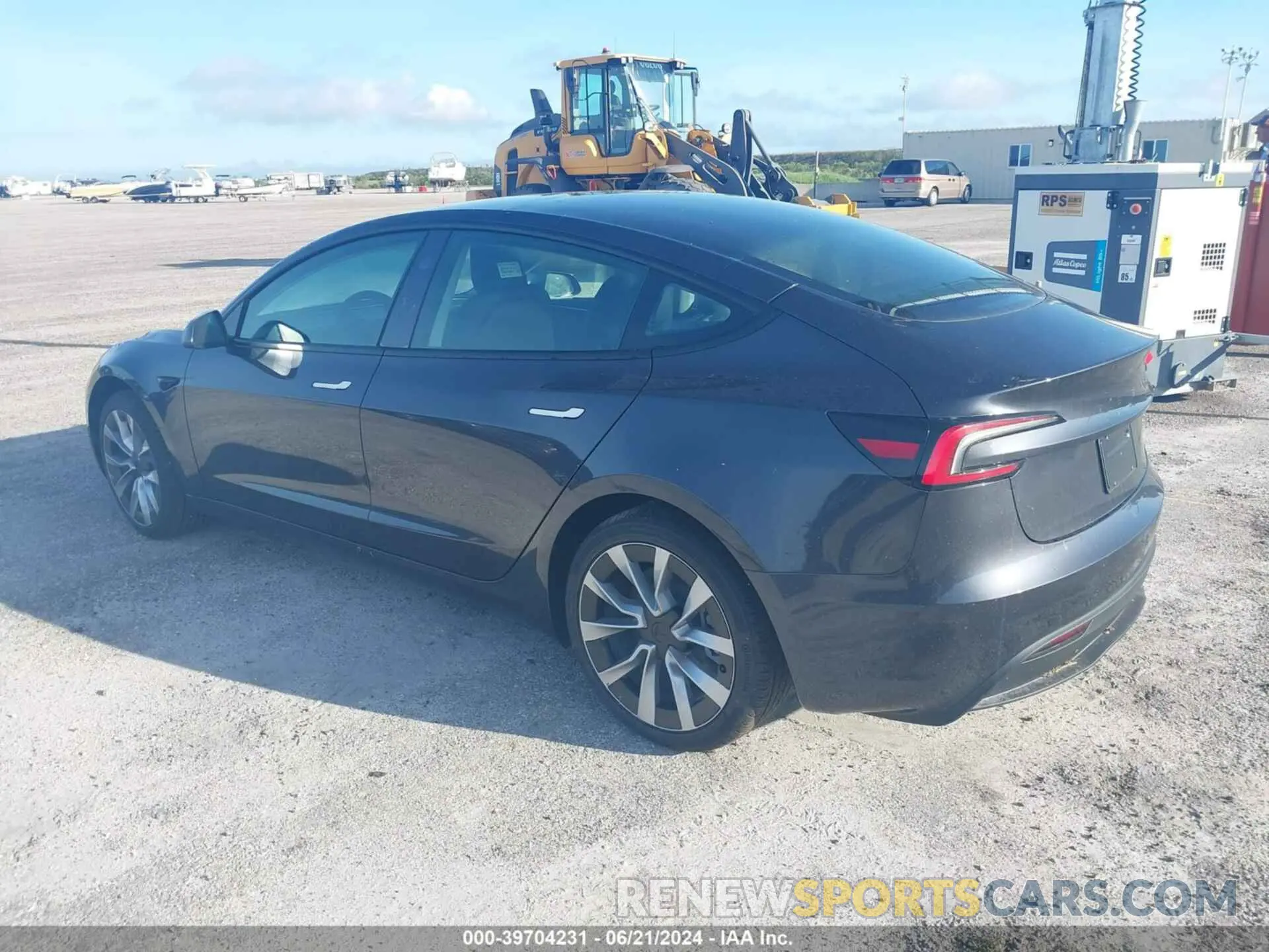 3 Фотография поврежденного автомобиля 5YJ3E1EA0RF752107 TESLA MODEL 3 2024