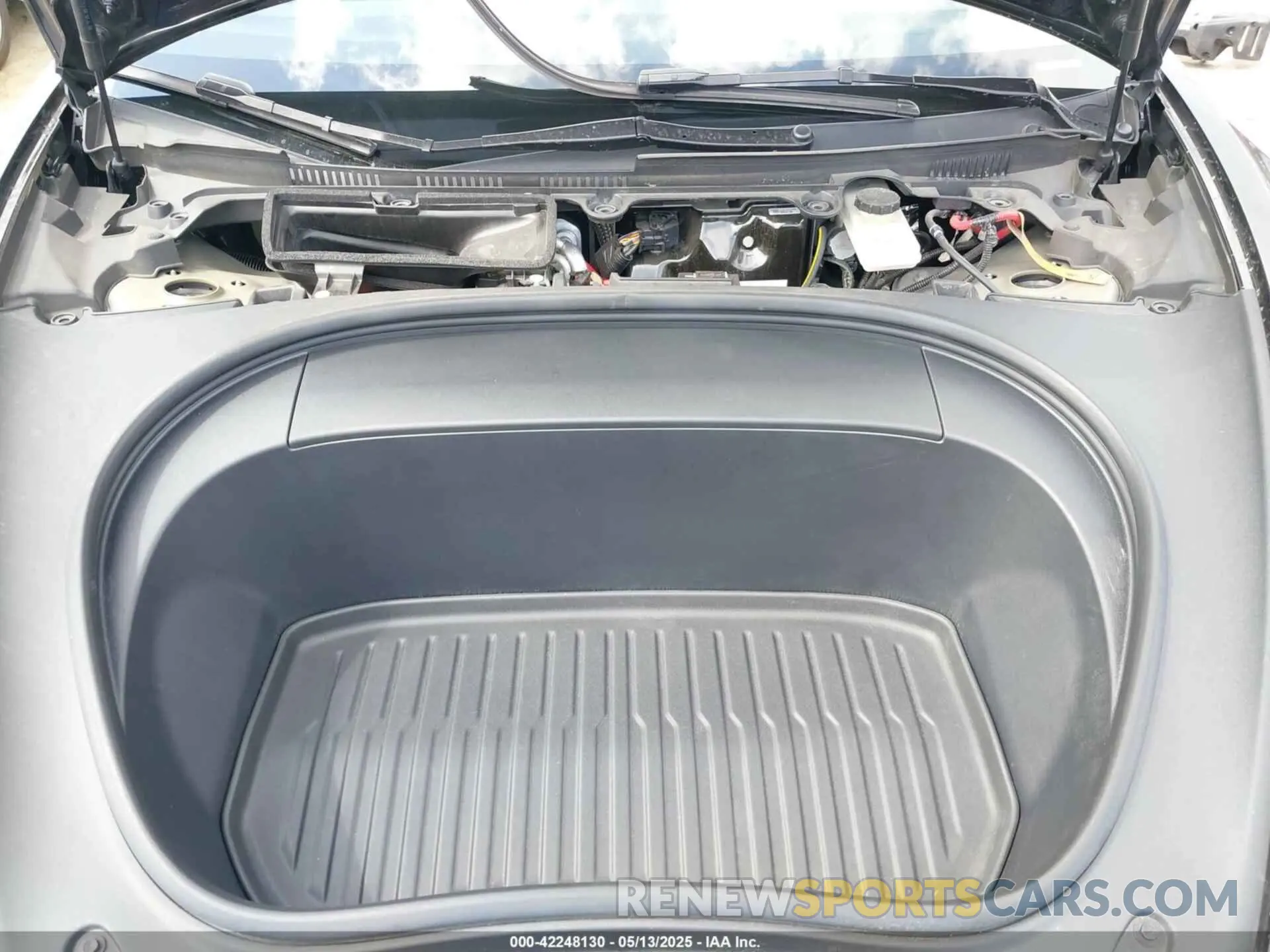 10 Фотография поврежденного автомобиля 5YJ3E1EA0RF782725 TESLA MODEL 3 2024
