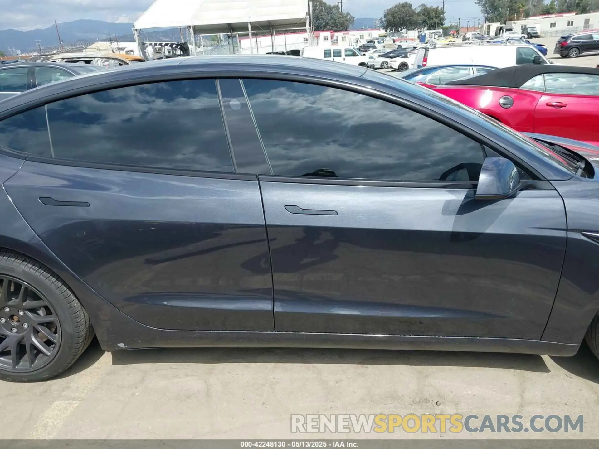 13 Фотография поврежденного автомобиля 5YJ3E1EA0RF782725 TESLA MODEL 3 2024