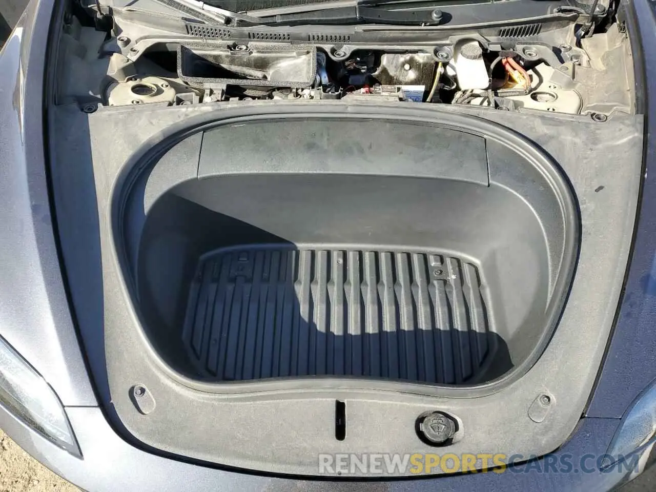 11 Photograph of a damaged car 5YJ3E1EA0RF784894 TESLA MODEL 3 2024