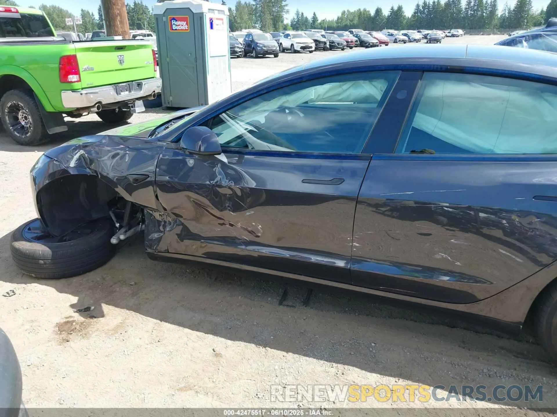 6 Photograph of a damaged car 5YJ3E1EA0RF823760 TESLA MODEL 3 2024