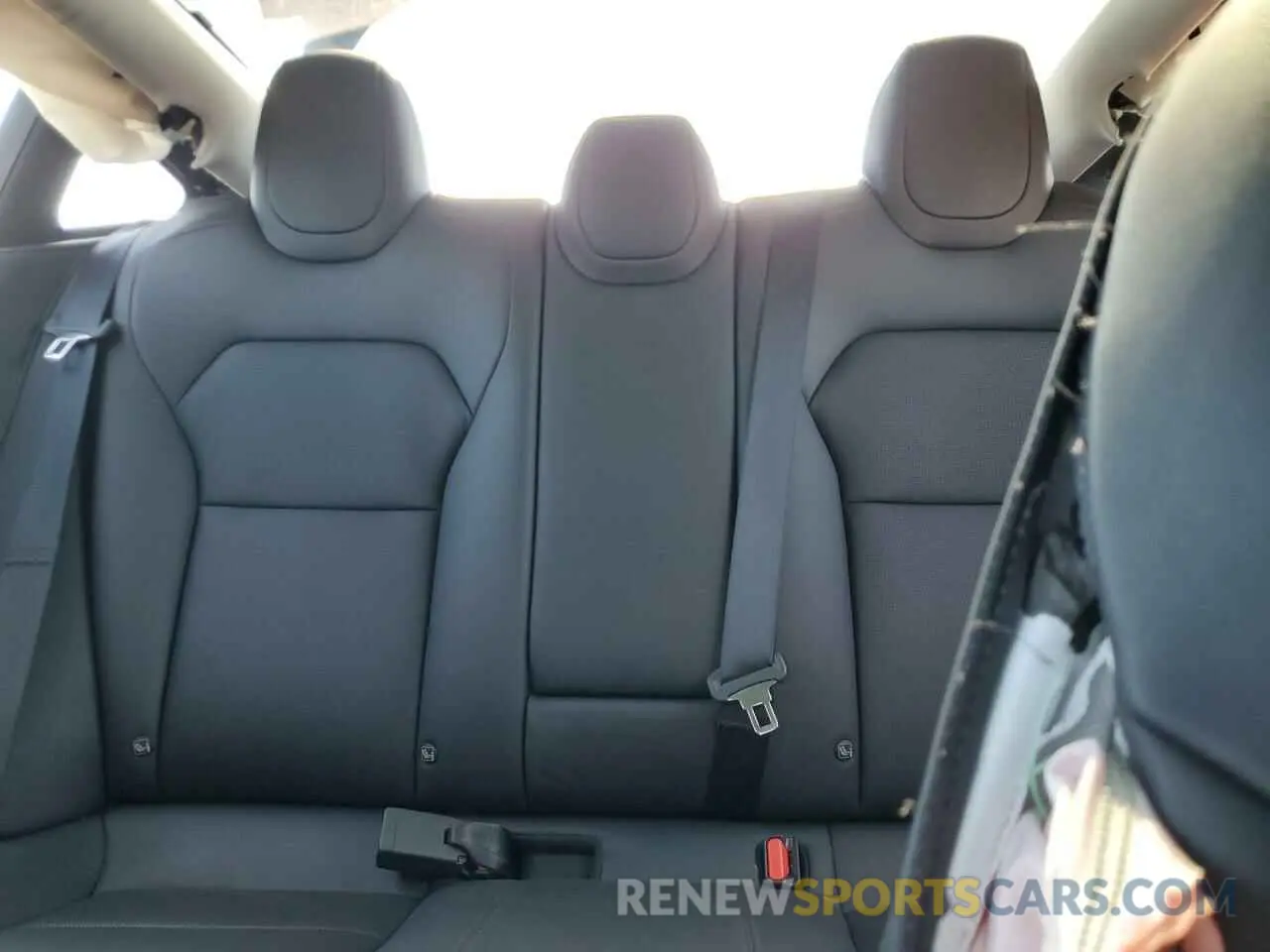 10 Photograph of a damaged car 5YJ3E1EA0RF829266 TESLA MODEL 3 2024