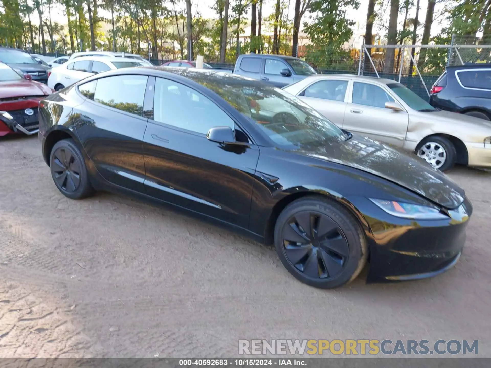 1 Фотография поврежденного автомобиля 5YJ3E1EA0RF843569 TESLA MODEL 3 2024