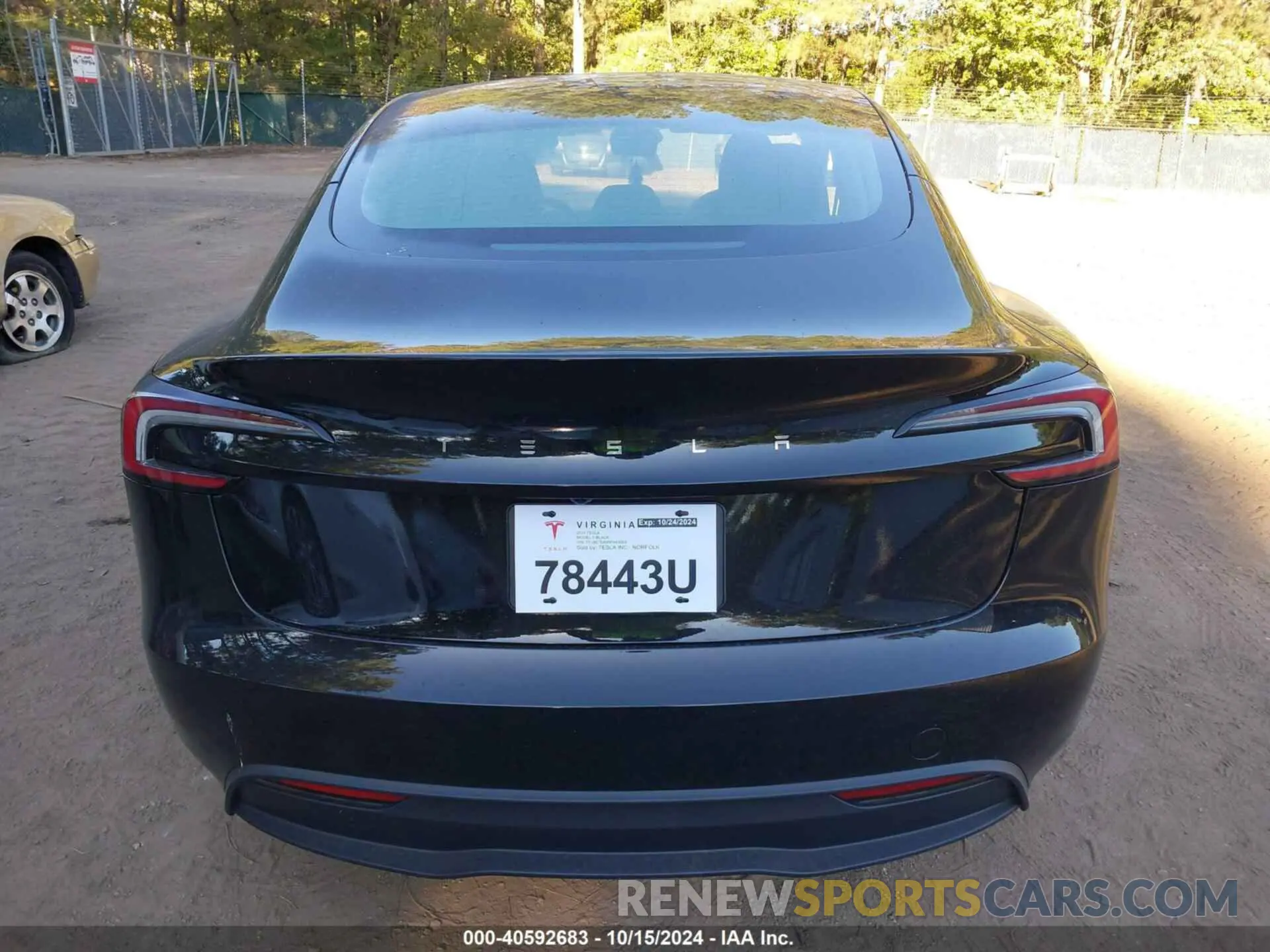 16 Фотография поврежденного автомобиля 5YJ3E1EA0RF843569 TESLA MODEL 3 2024