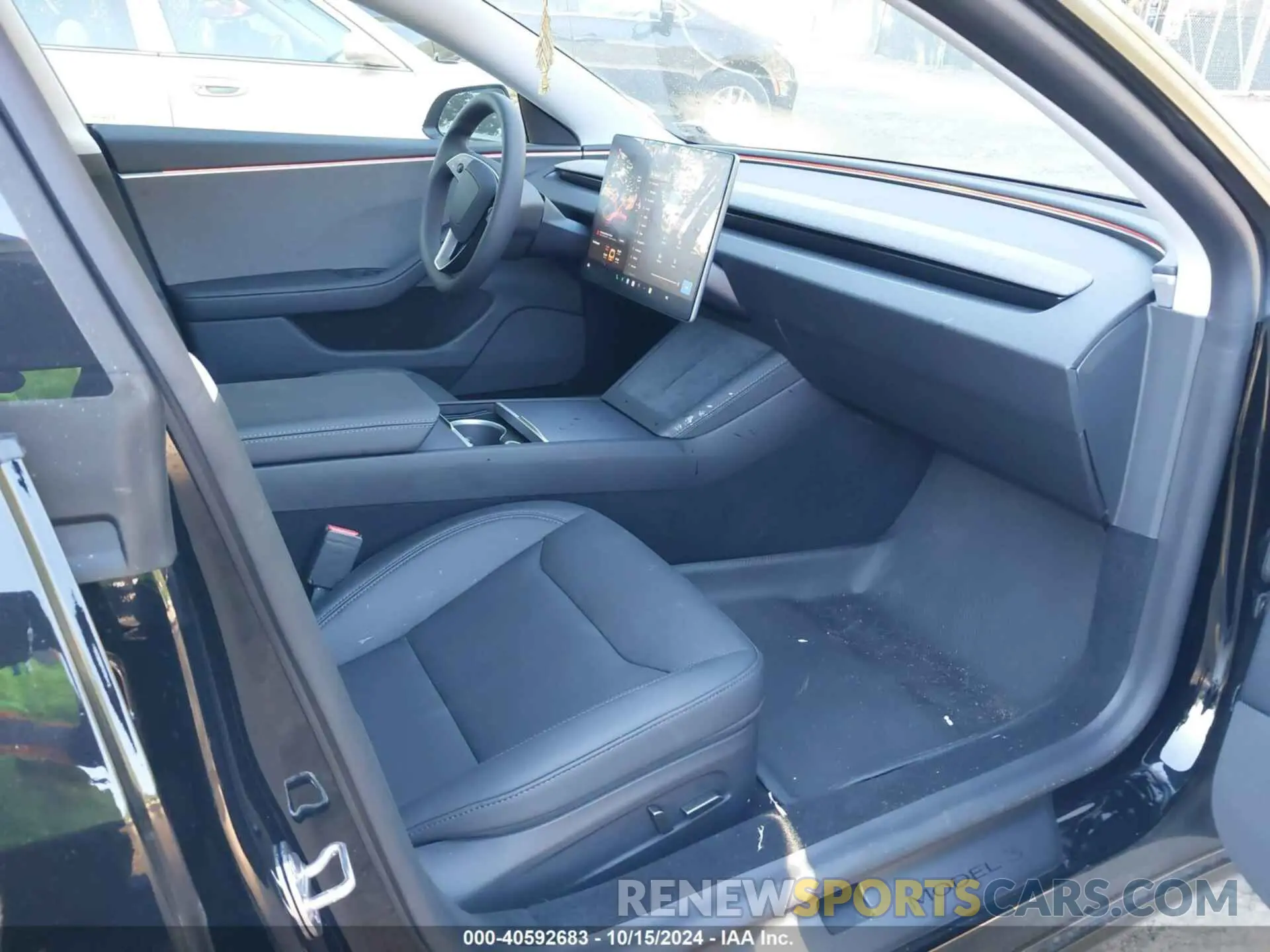 5 Фотография поврежденного автомобиля 5YJ3E1EA0RF843569 TESLA MODEL 3 2024