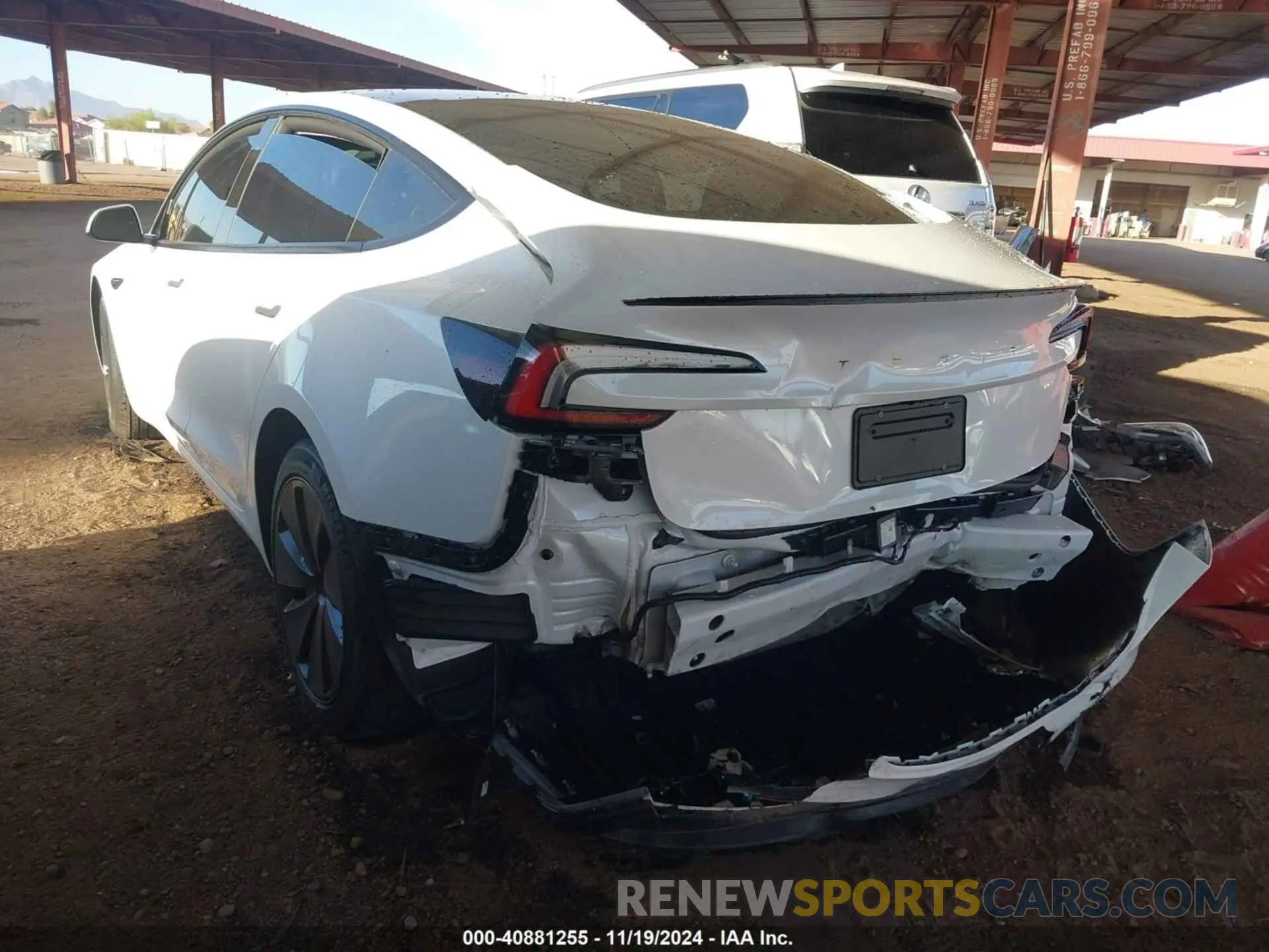 3 Photograph of a damaged car 5YJ3E1EA0RF855902 TESLA MODEL 3 2024