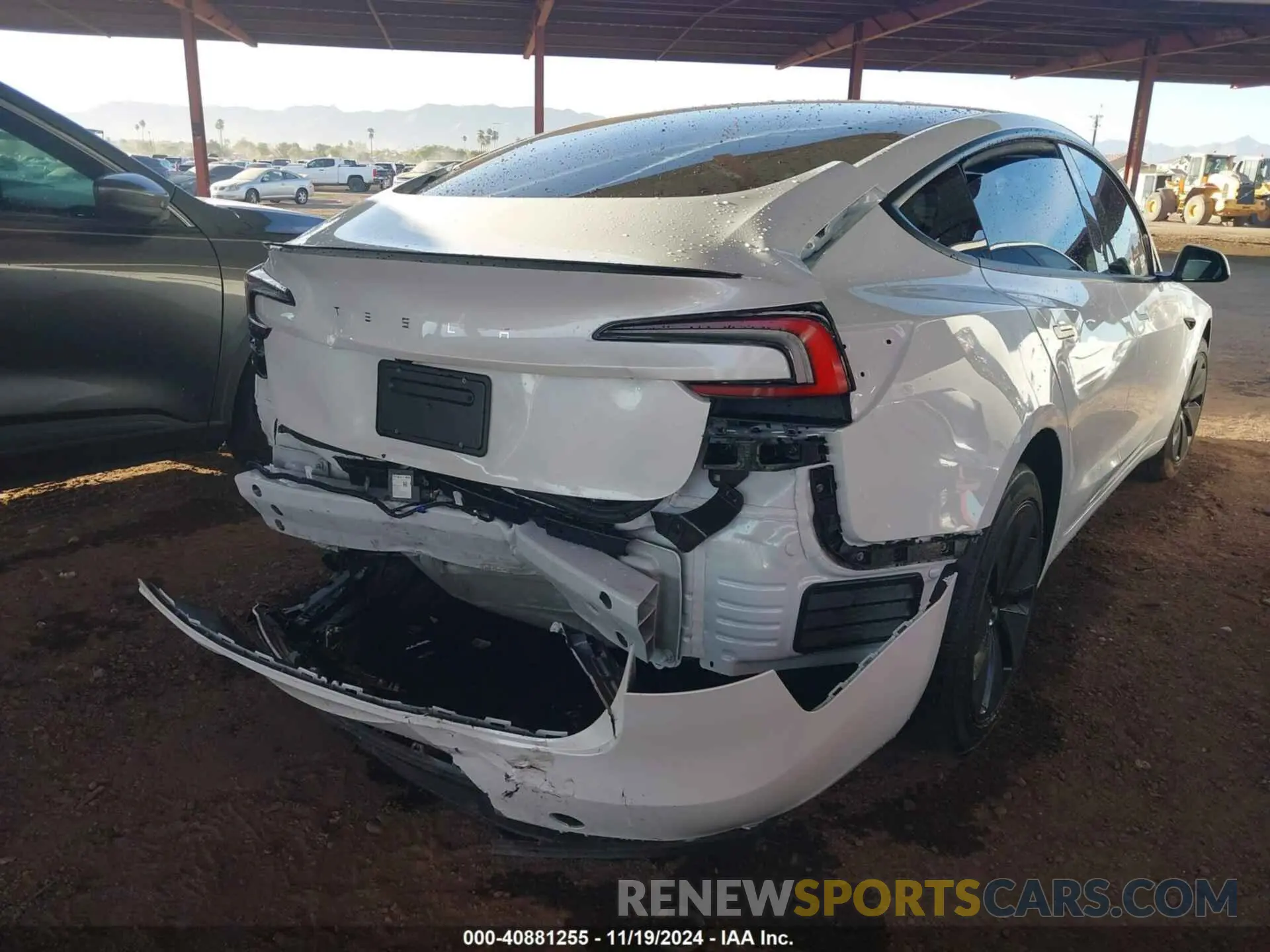 4 Photograph of a damaged car 5YJ3E1EA0RF855902 TESLA MODEL 3 2024