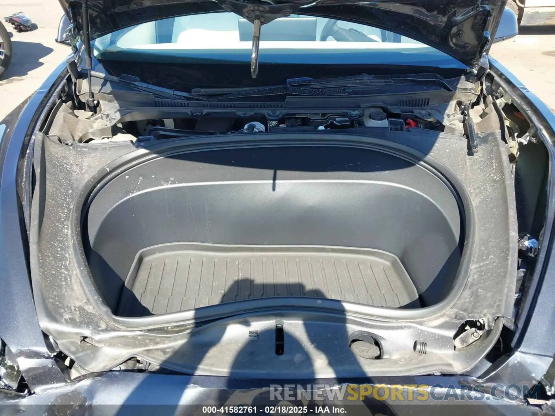 10 Photograph of a damaged car 5YJ3E1EA0RF871954 TESLA MODEL 3 2024