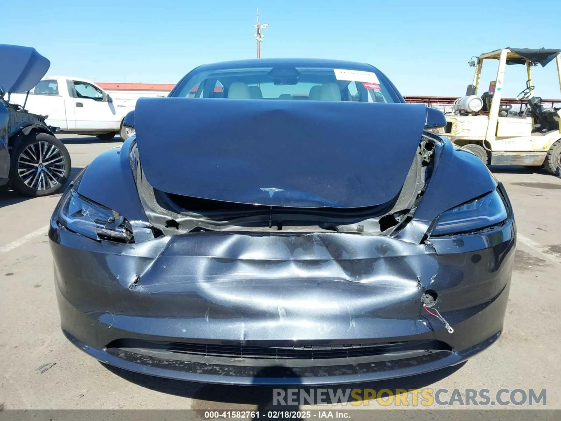 11 Photograph of a damaged car 5YJ3E1EA0RF871954 TESLA MODEL 3 2024