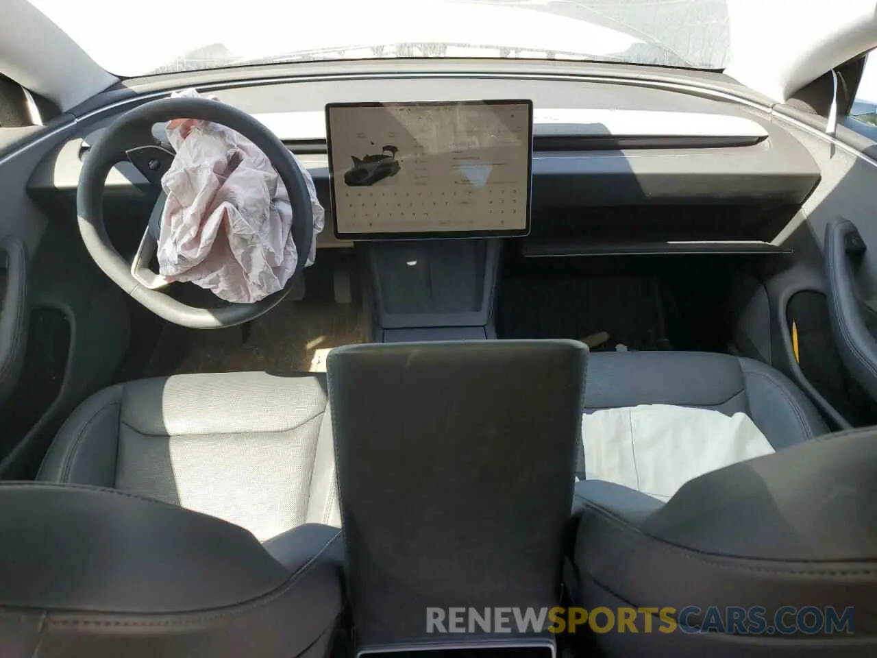 8 Photograph of a damaged car 5YJ3E1EA1RF721058 TESLA MODEL 3 2024