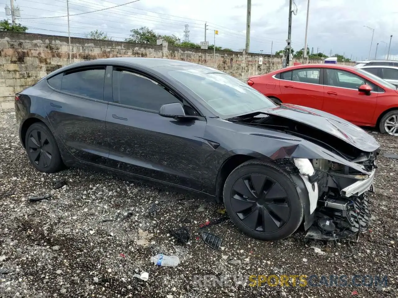 4 Photograph of a damaged car 5YJ3E1EA1RF724493 TESLA MODEL 3 2024