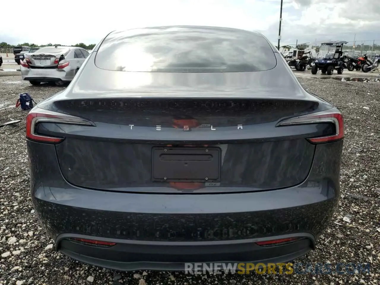 6 Photograph of a damaged car 5YJ3E1EA1RF724493 TESLA MODEL 3 2024