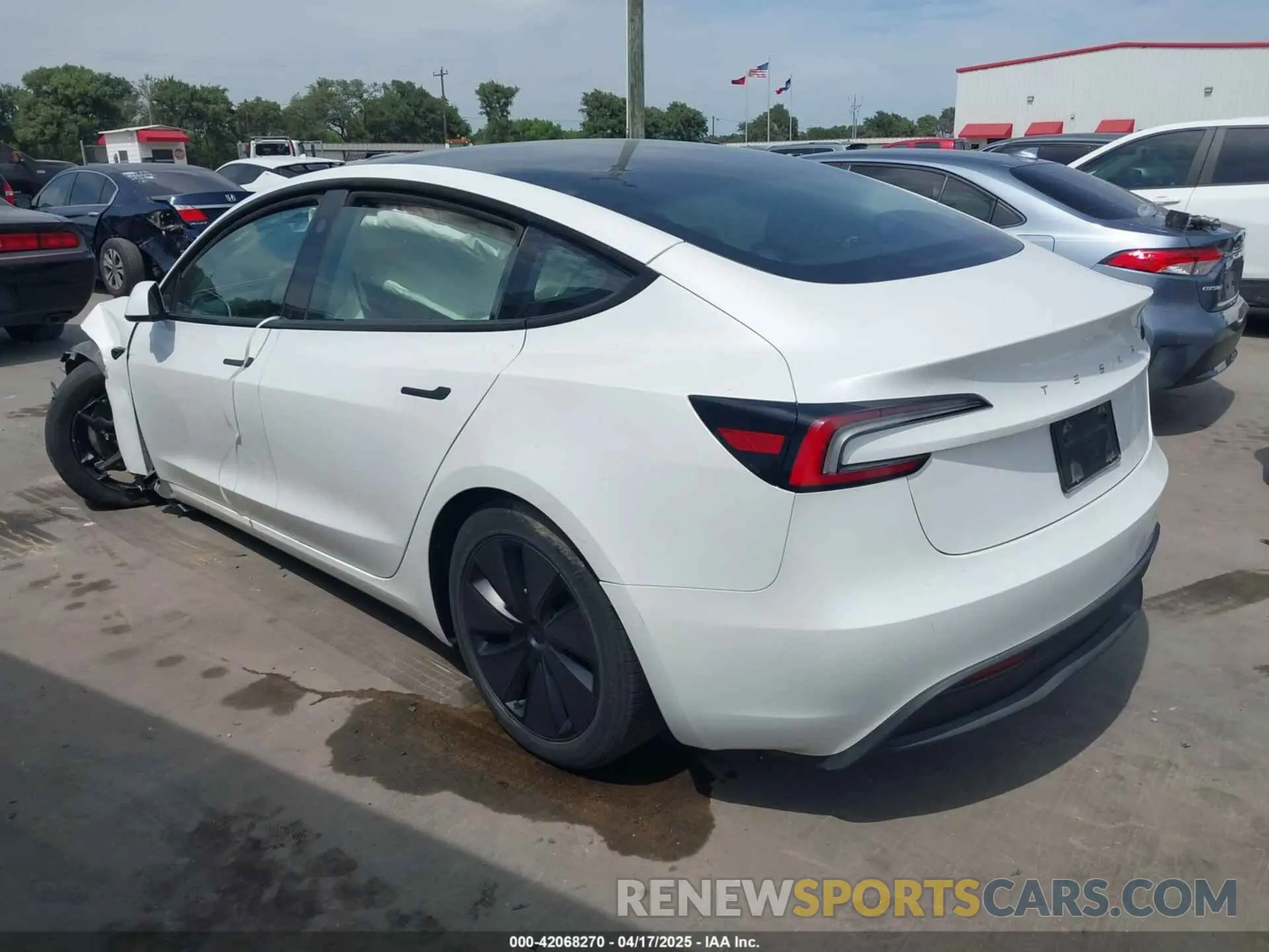 3 Фотография поврежденного автомобиля 5YJ3E1EA1RF784399 TESLA MODEL 3 2024