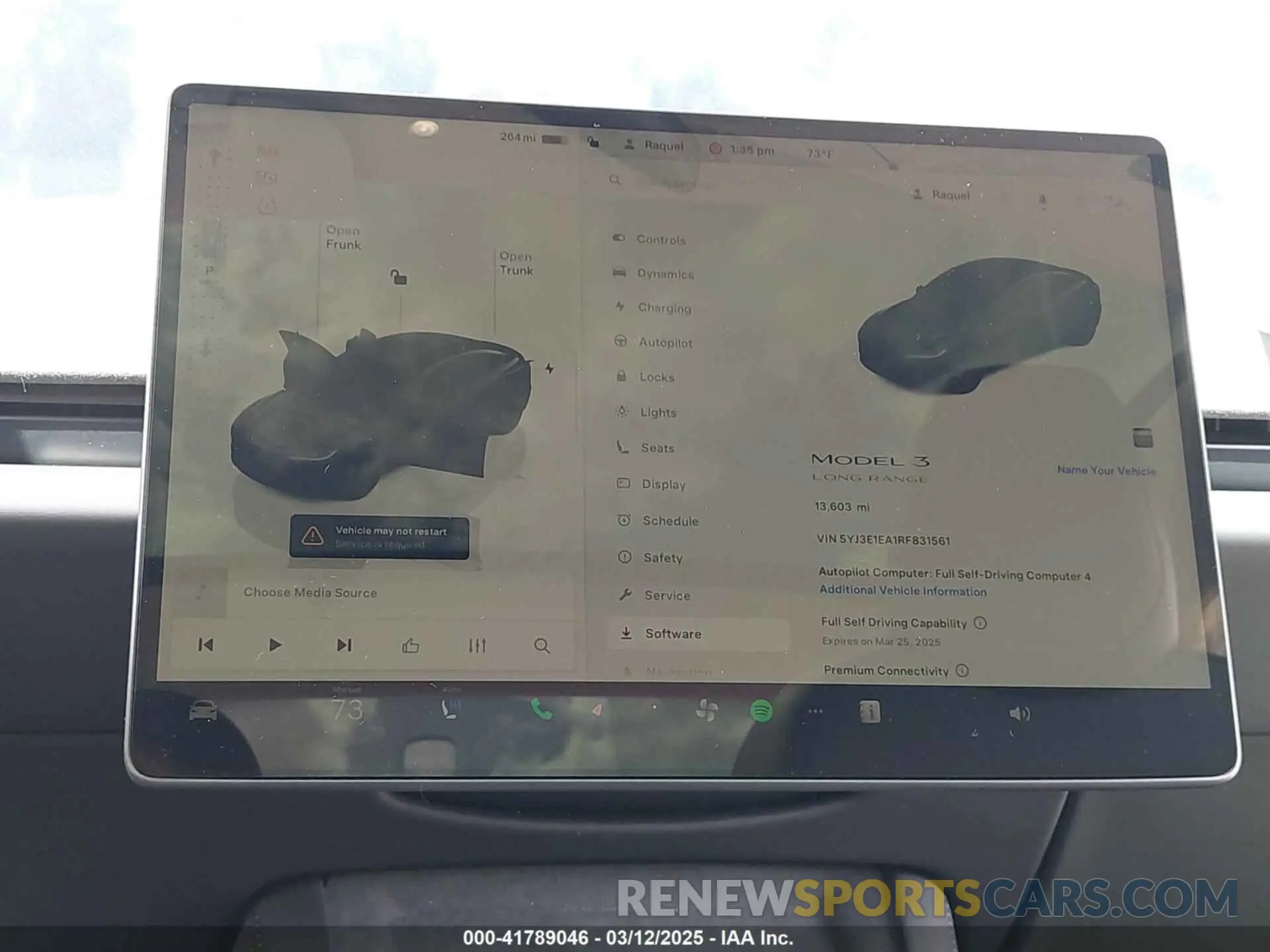 18 Photograph of a damaged car 5YJ3E1EA1RF831561 TESLA MODEL 3 2024