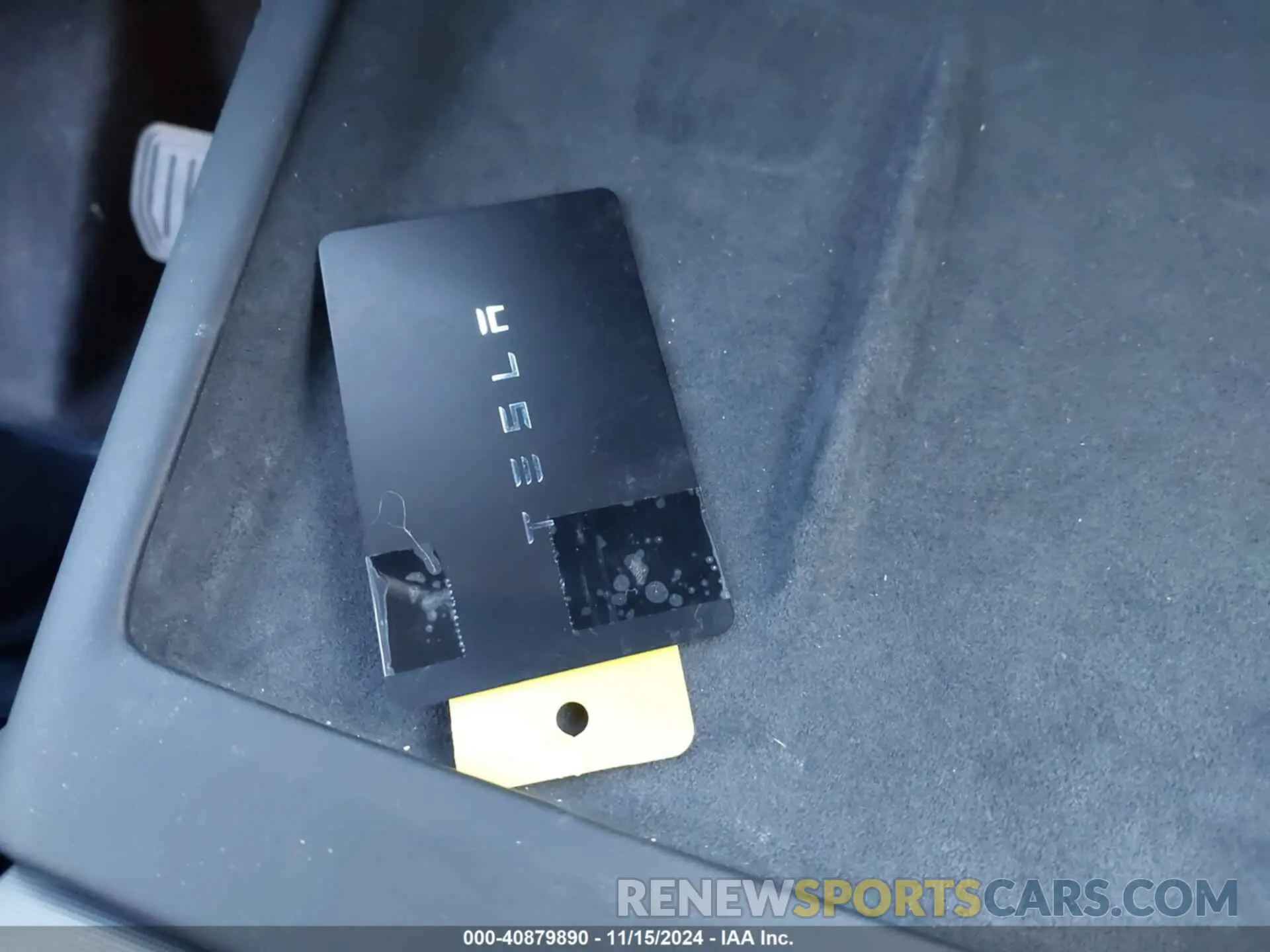 11 Photograph of a damaged car 5YJ3E1EA1RF842222 TESLA MODEL 3 2024