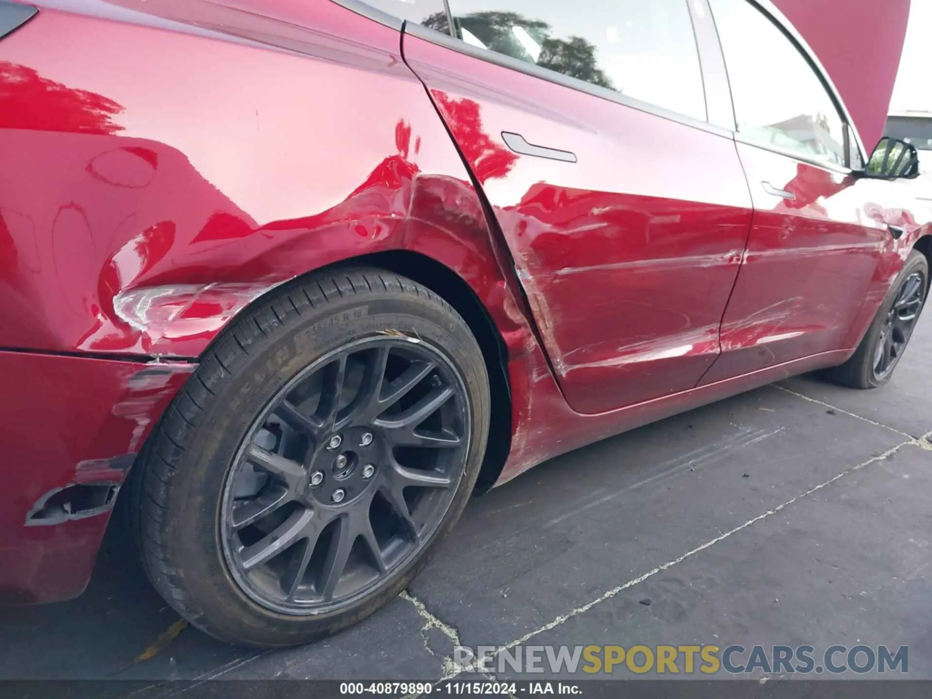 6 Photograph of a damaged car 5YJ3E1EA1RF842222 TESLA MODEL 3 2024