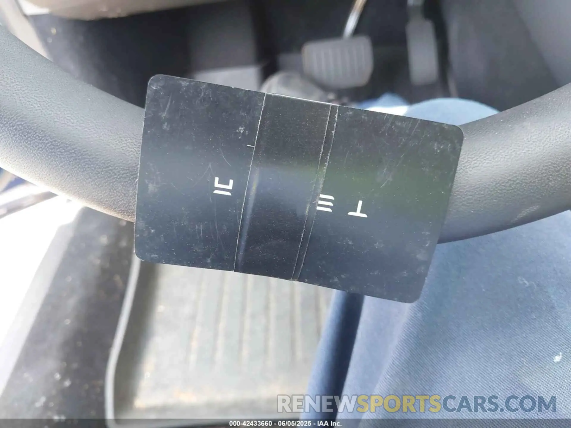 11 Фотография поврежденного автомобиля 5YJ3E1EA1RF848991 TESLA MODEL 3 2024
