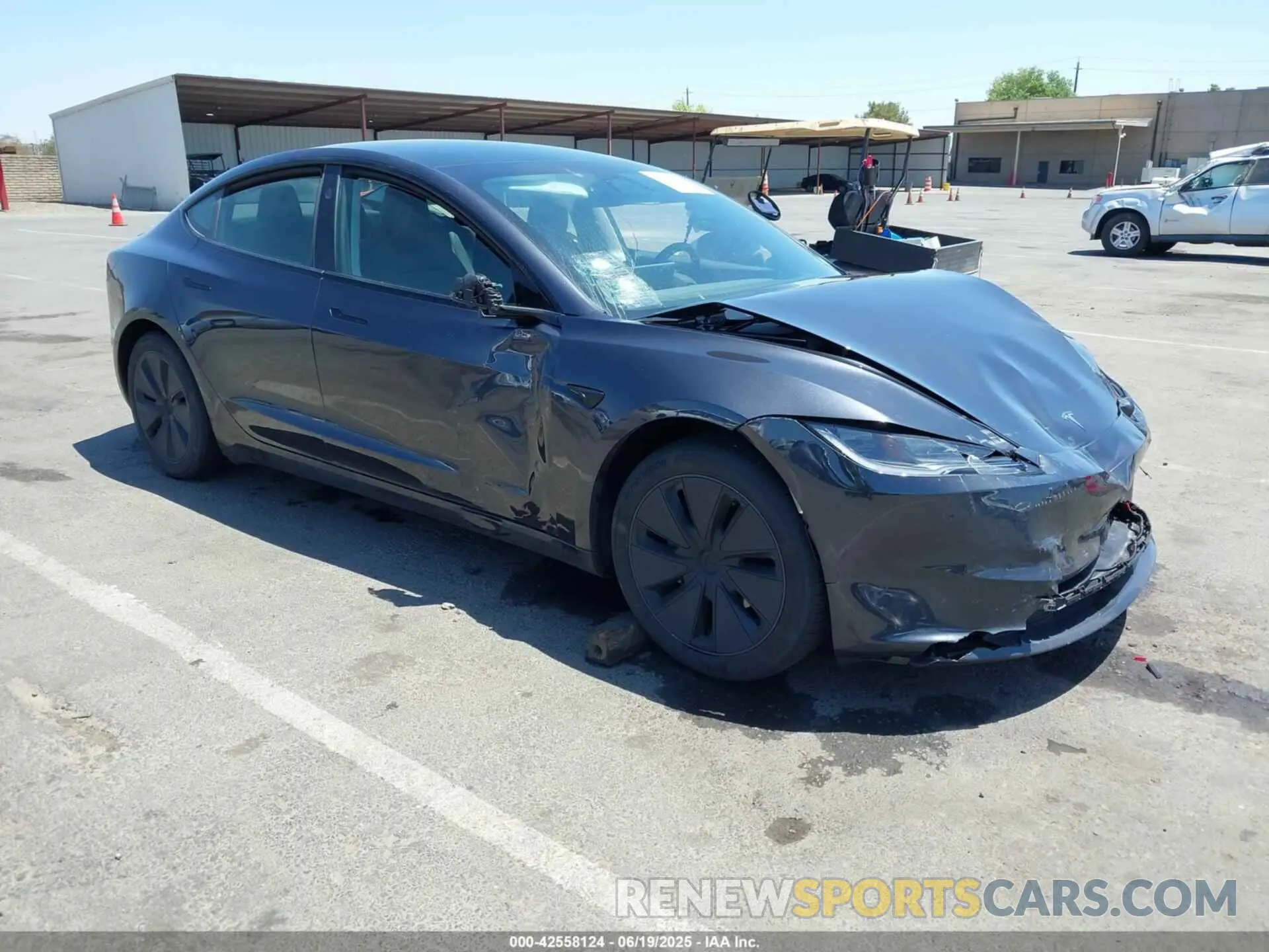 1 Фотография поврежденного автомобиля 5YJ3E1EA1RF861420 TESLA MODEL 3 2024
