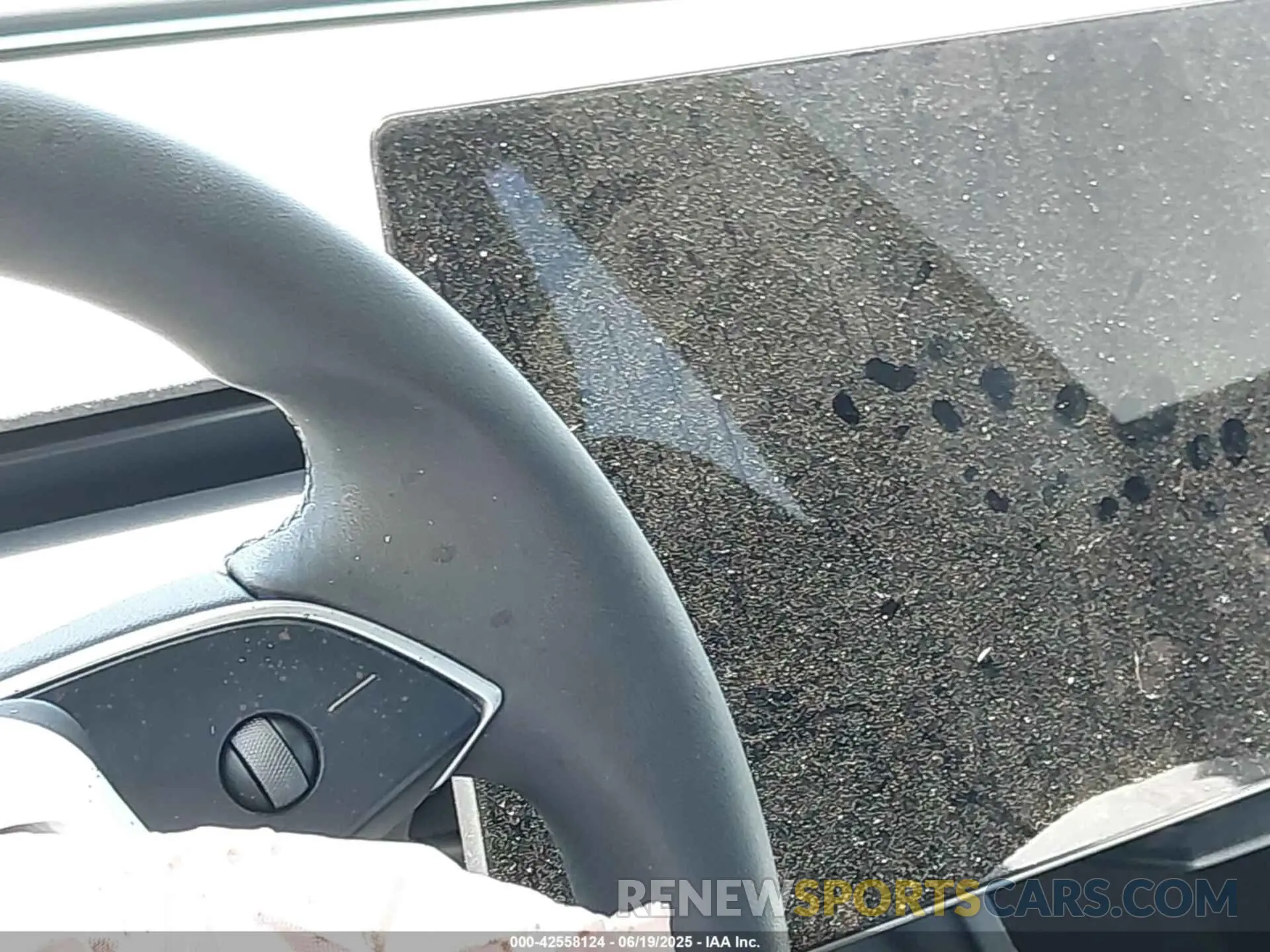 14 Фотография поврежденного автомобиля 5YJ3E1EA1RF861420 TESLA MODEL 3 2024