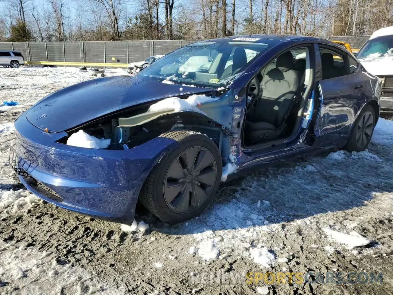 1 Photograph of a damaged car 5YJ3E1EA2RF727841 TESLA MODEL 3 2024