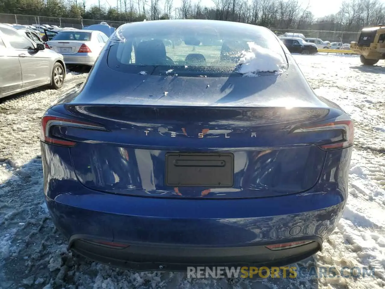 6 Photograph of a damaged car 5YJ3E1EA2RF727841 TESLA MODEL 3 2024