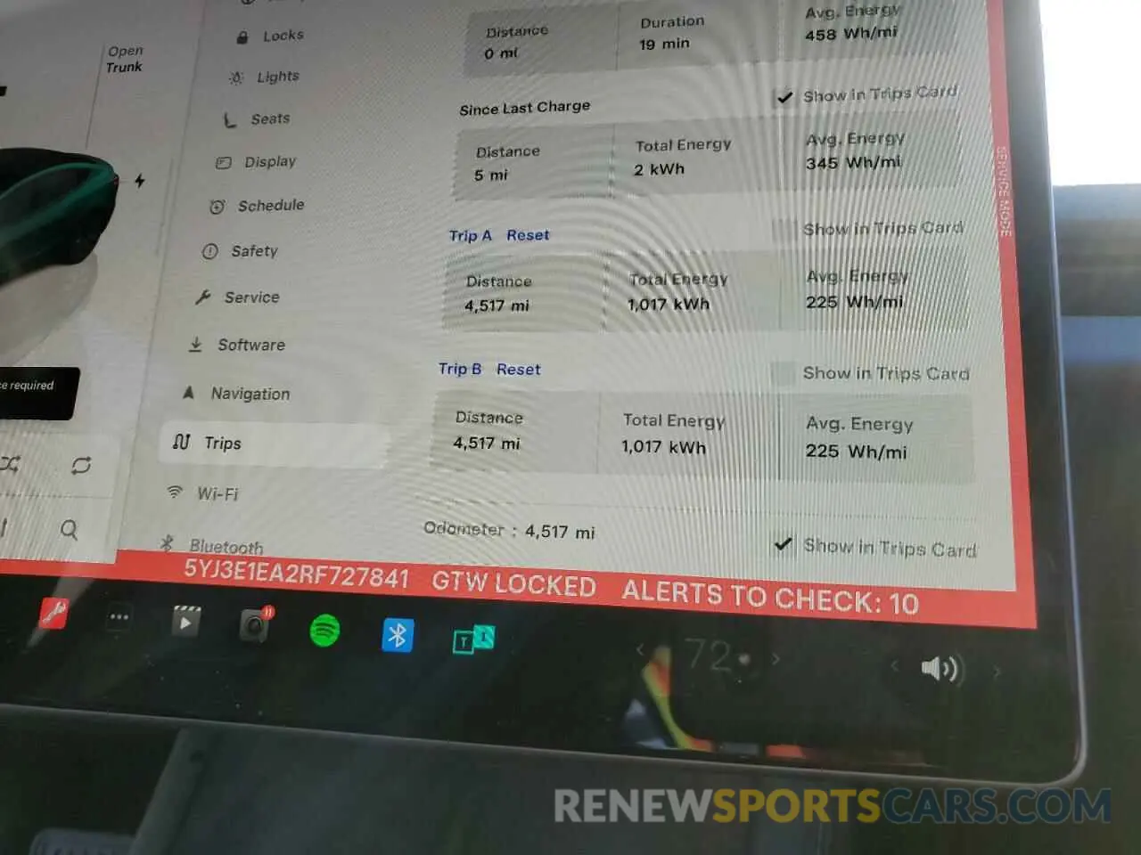 9 Photograph of a damaged car 5YJ3E1EA2RF727841 TESLA MODEL 3 2024