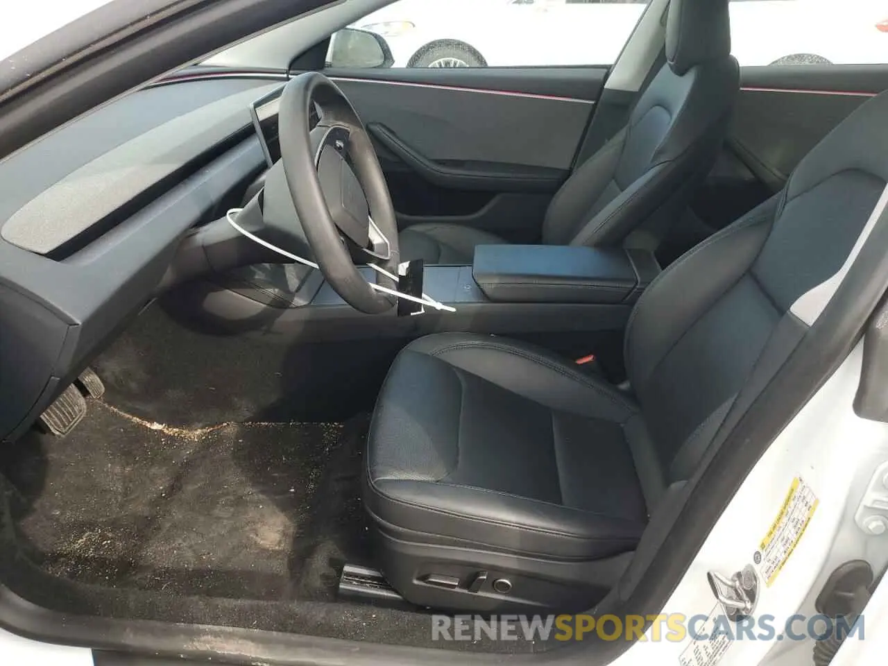 7 Photograph of a damaged car 5YJ3E1EA2RF733011 TESLA MODEL 3 2024