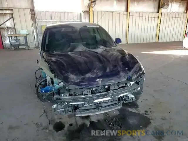 11 Photograph of a damaged car 5YJ3E1EA2RF739715 TESLA MODEL 3 2024